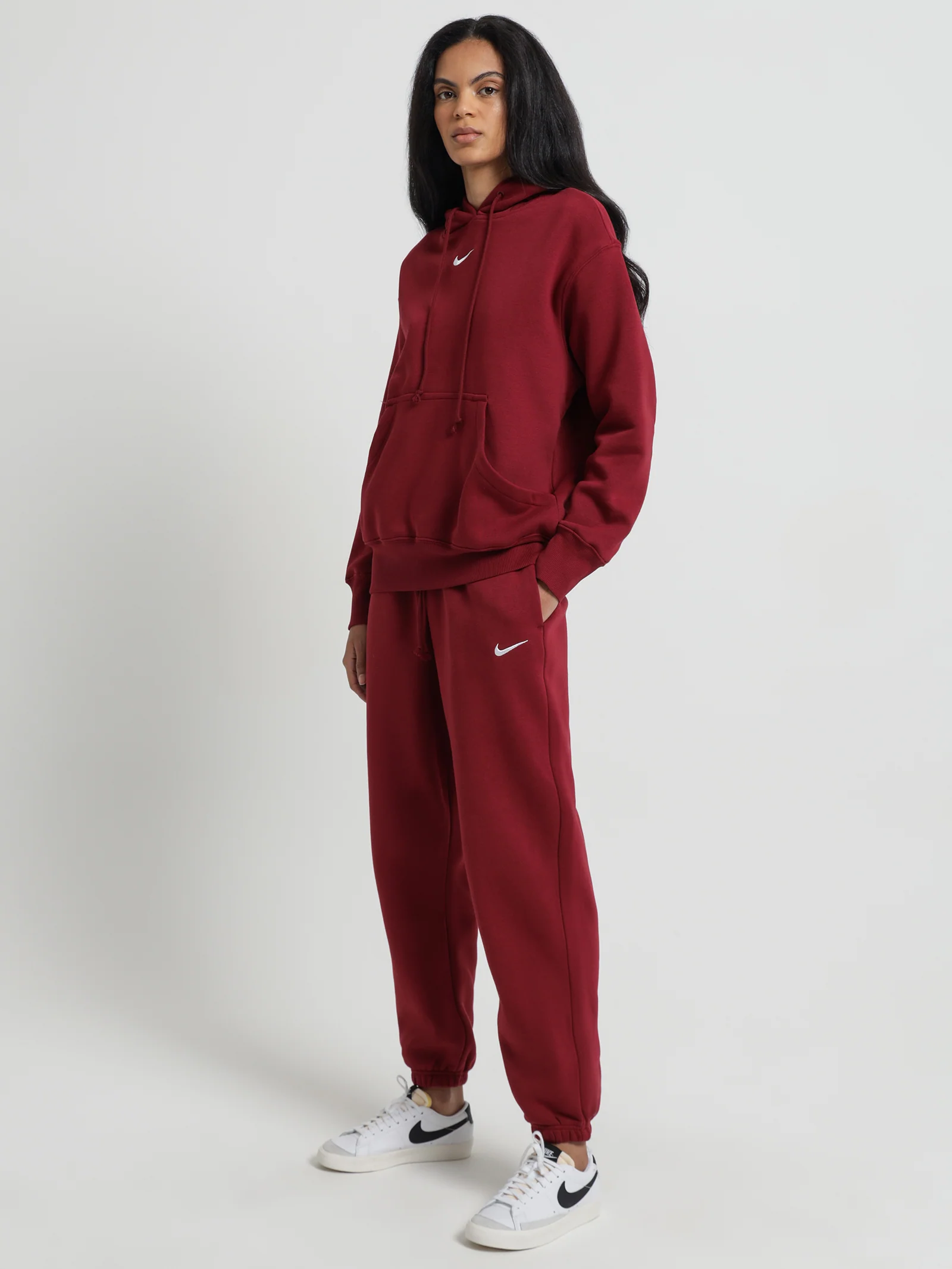 Sportswear Phoenix Fleece High-Waisted Oversized Sweatpants - Image 2