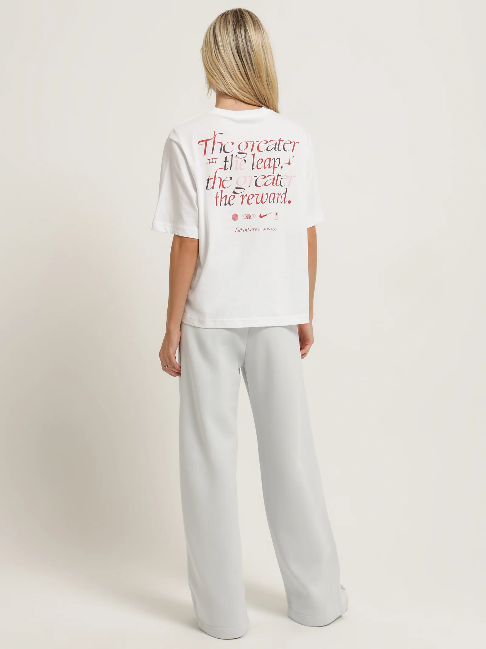 Sportswear Phoenix Fleece HR Wide Trackpants - Image 4