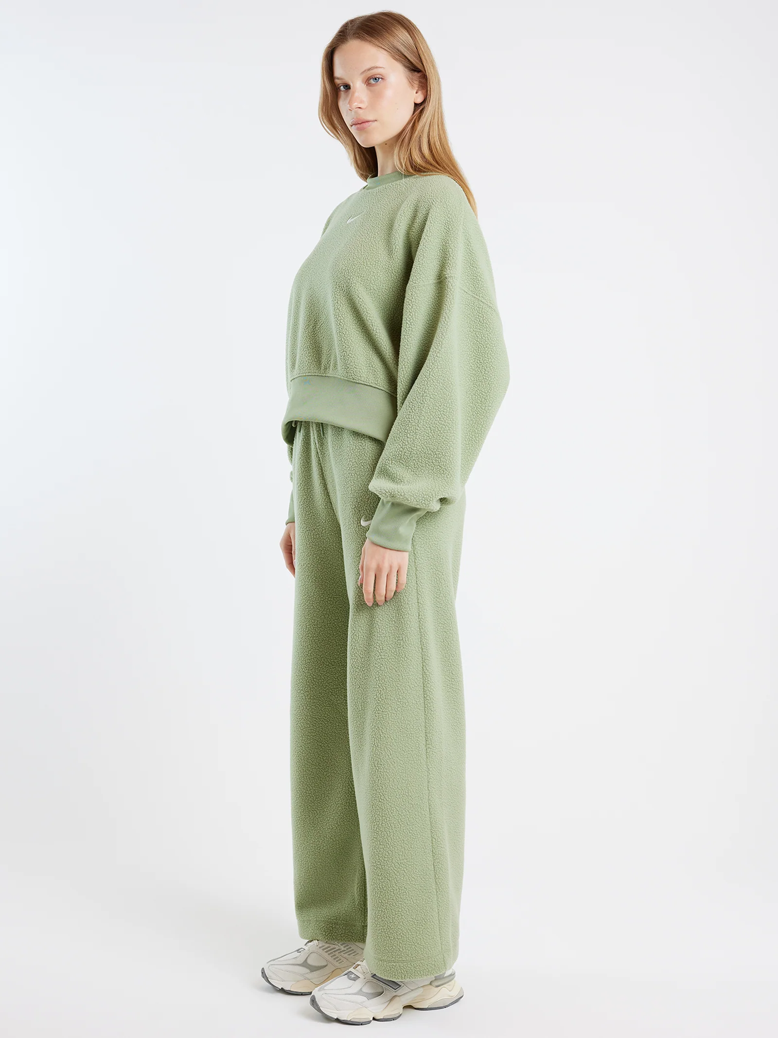 Sportswear Plush Mod Cropped Crewneck - Image 4
