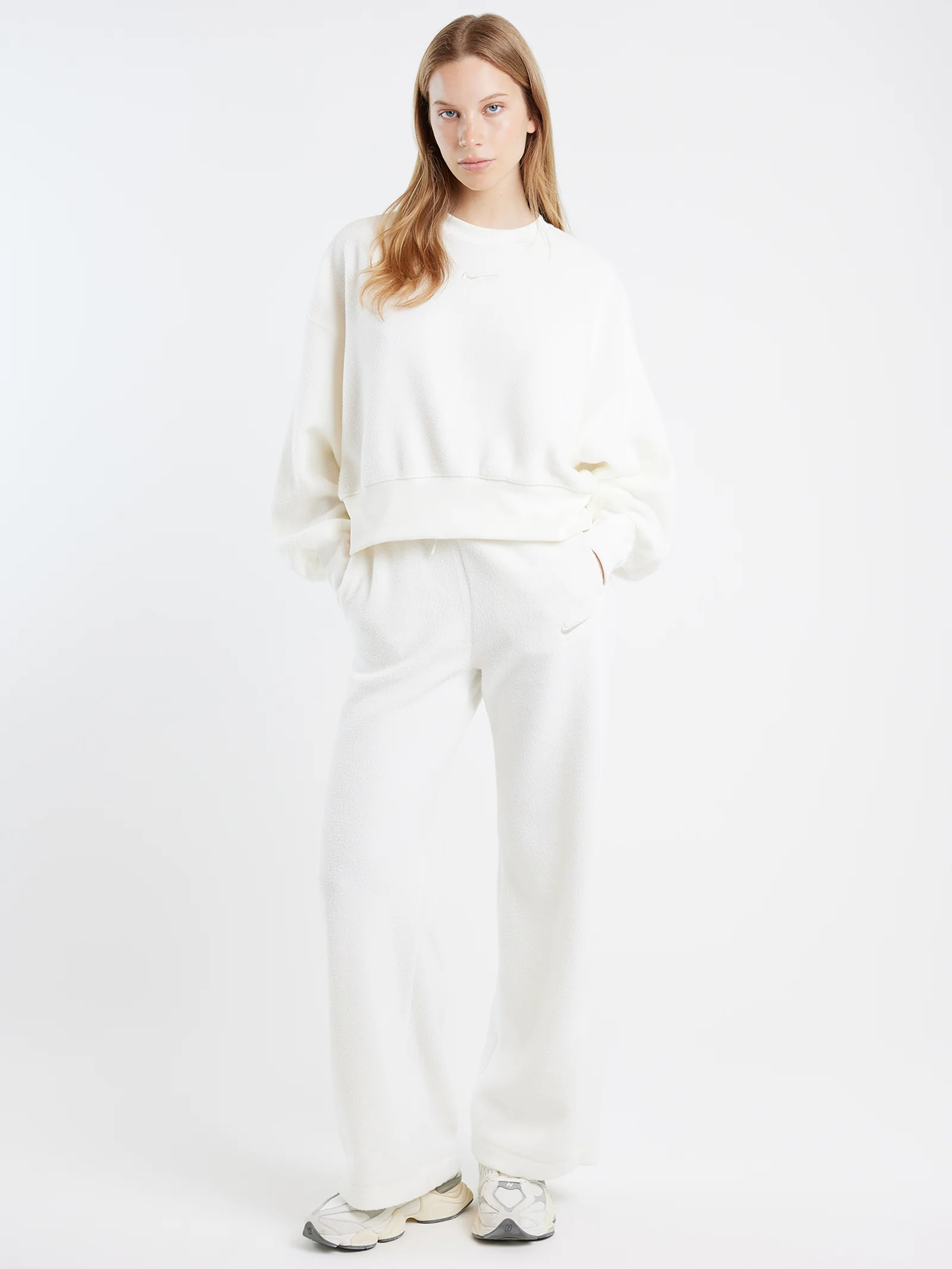 Sportswear Plush Trackpants - Image 5