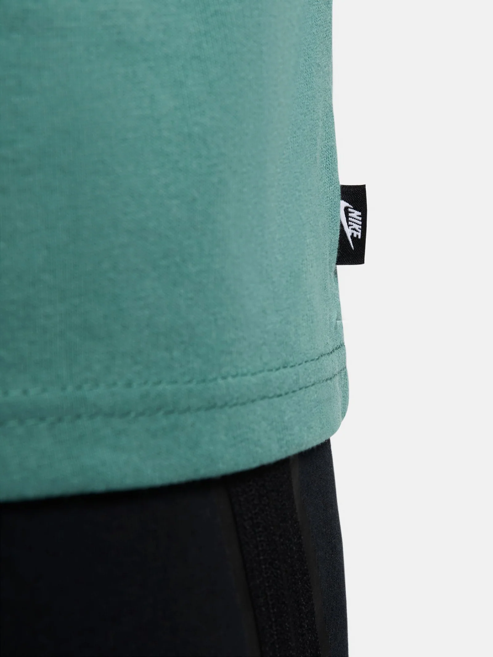 Sportswear Premium Essentials T-Shirt - Image 4