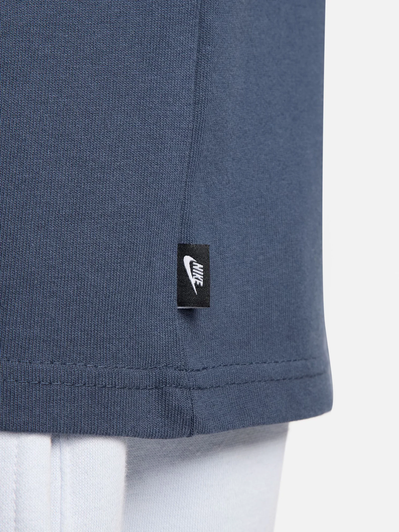 Sportswear Premium Essentials Sustainable T-Shirt - Image 5