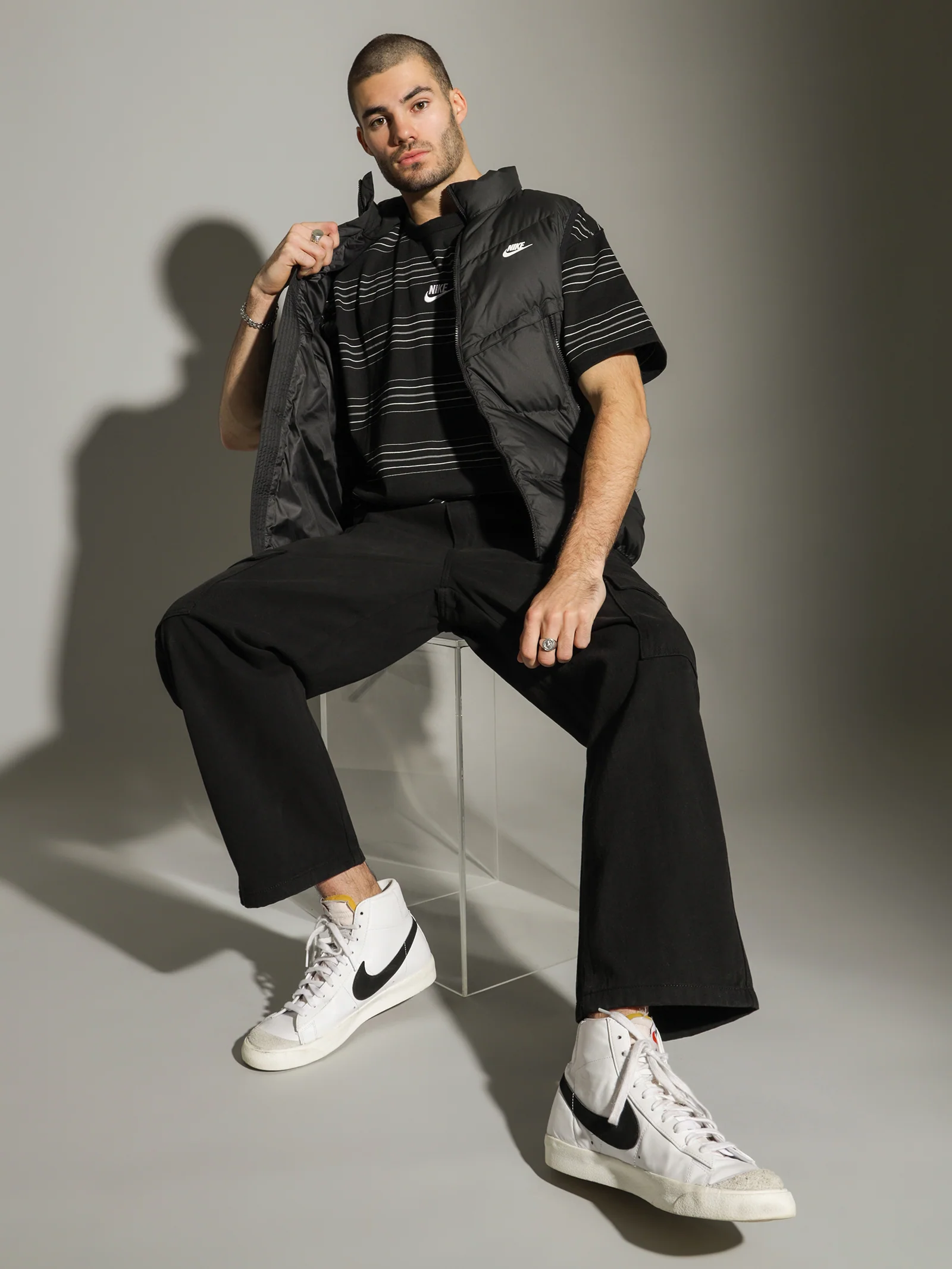 Sportswear Premium Essentials Sustainable Stripe T-Shirt - Image 6
