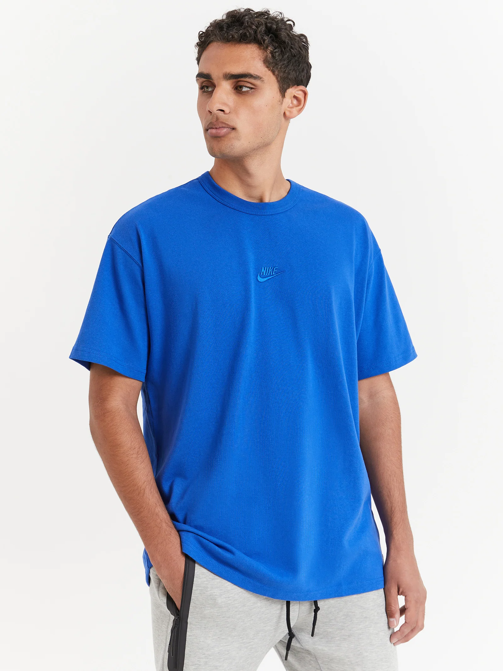 Sportswear Premium Essentials Sustainable T-Shirt - Image 3