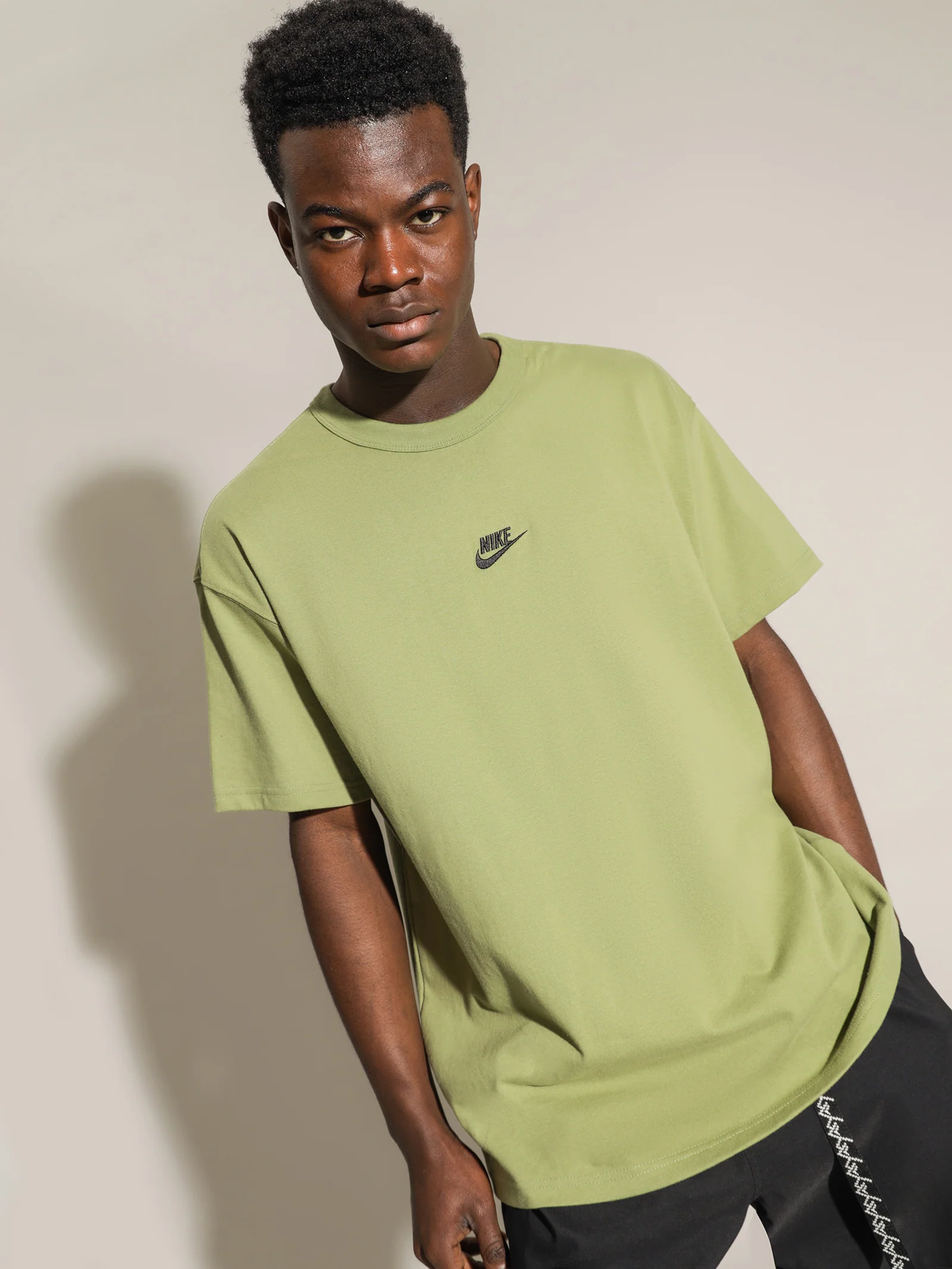 Sportswear Premium Essentials T-Shirt - Image 3