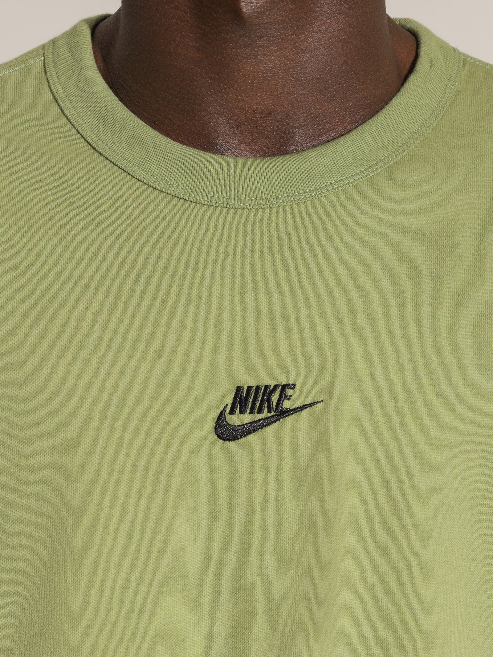 Sportswear Premium Essentials T-Shirt - Image 4