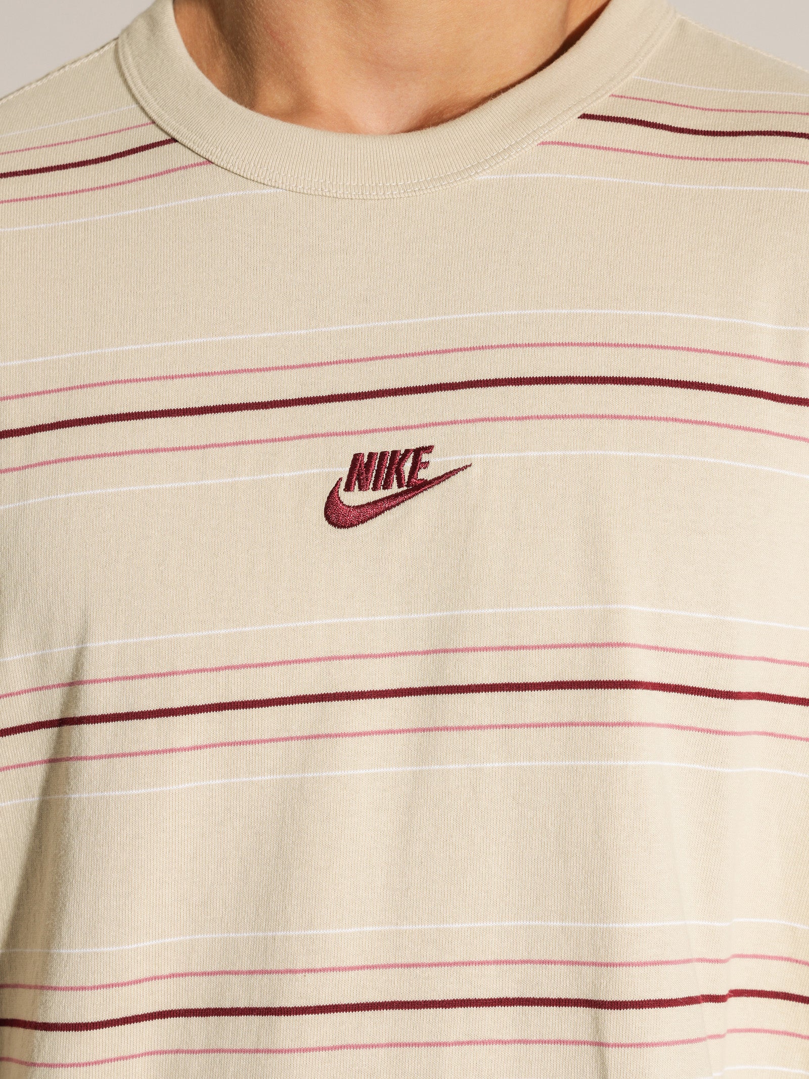 Sportswear Premium Essentials T-Shirt - Image 3