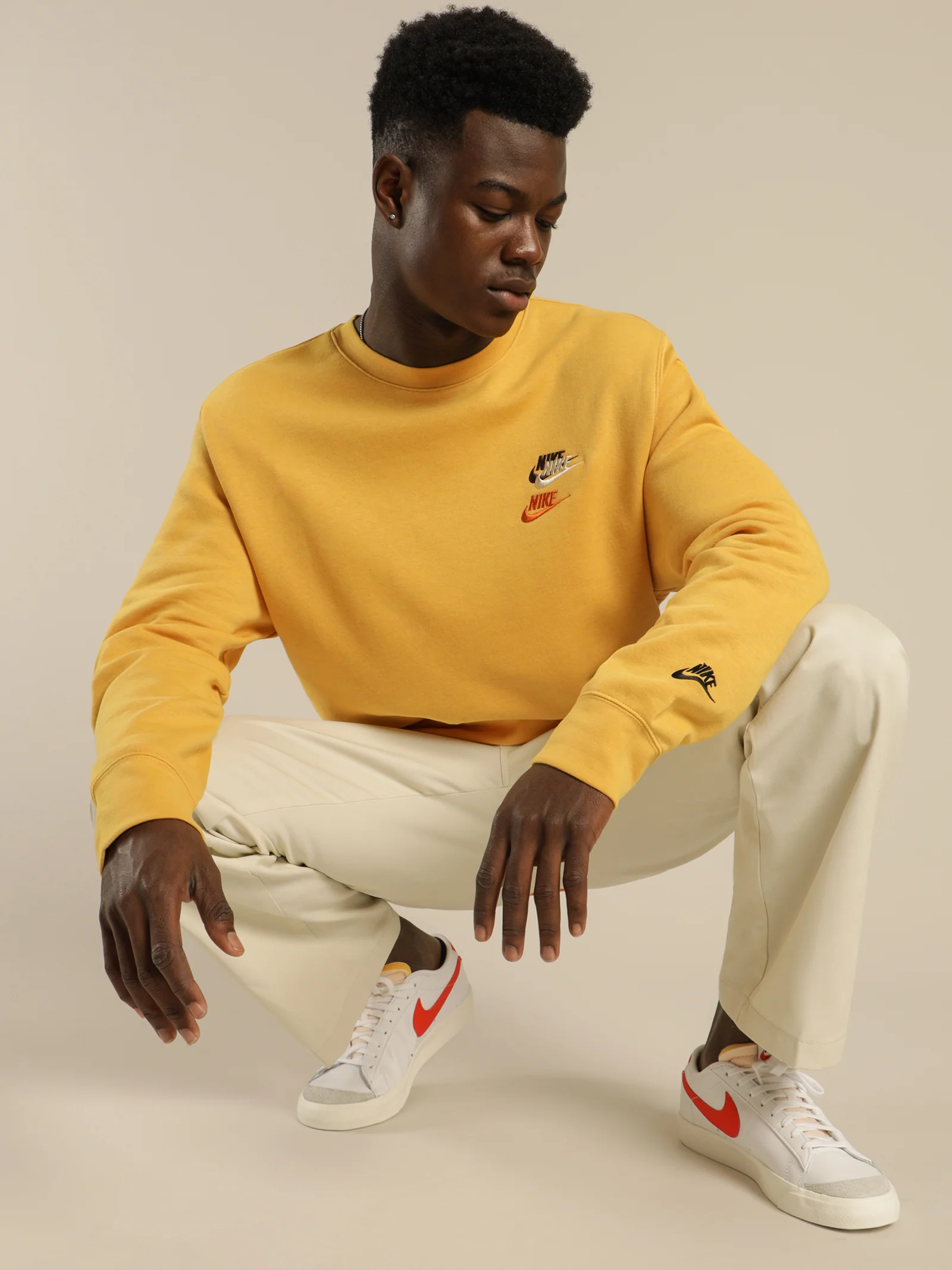 Sportswear Sport Essentials+ Brushed Back Crew - Image 2