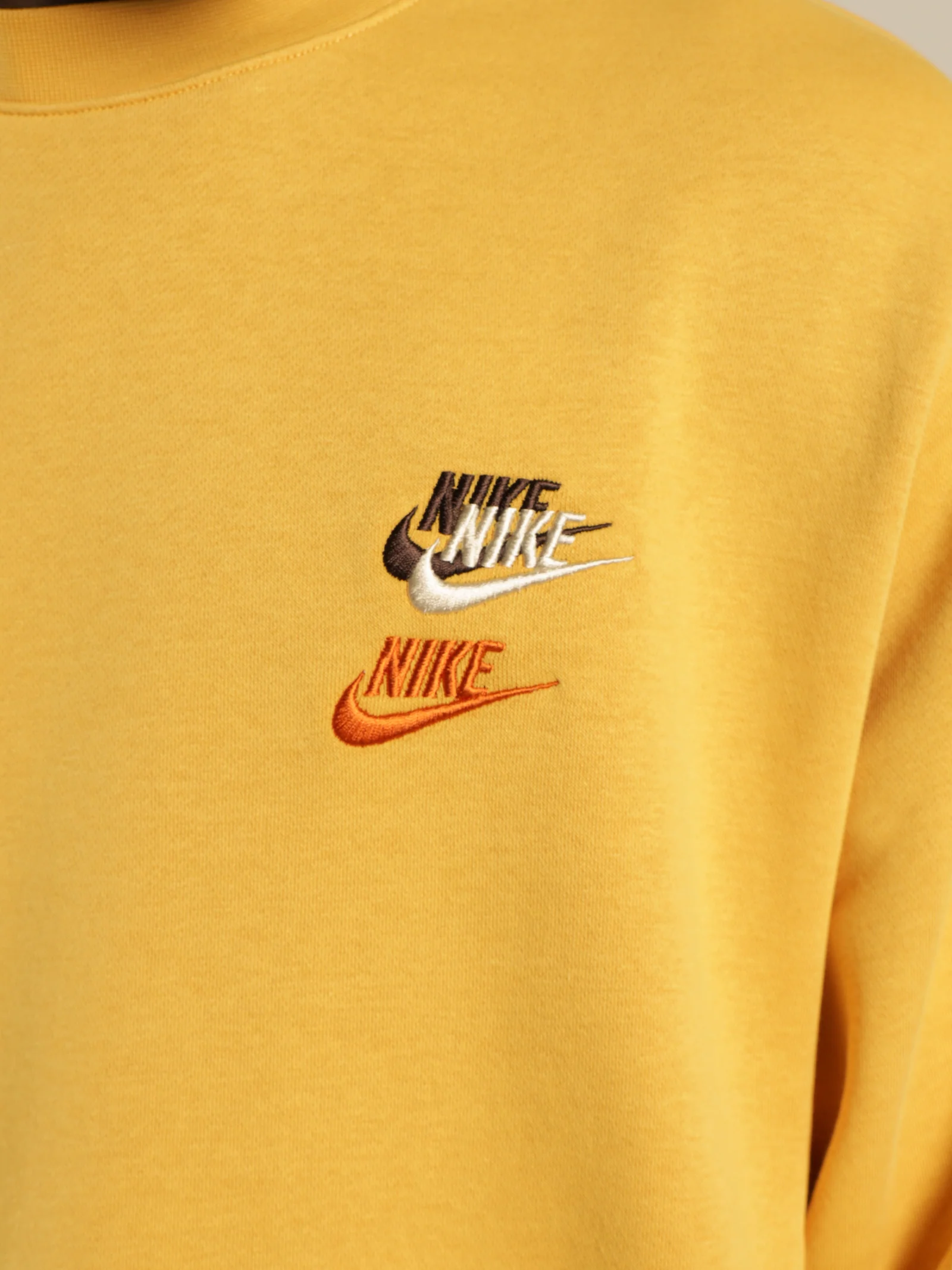 Sportswear Sport Essentials+ Brushed Back Crew - Image 3