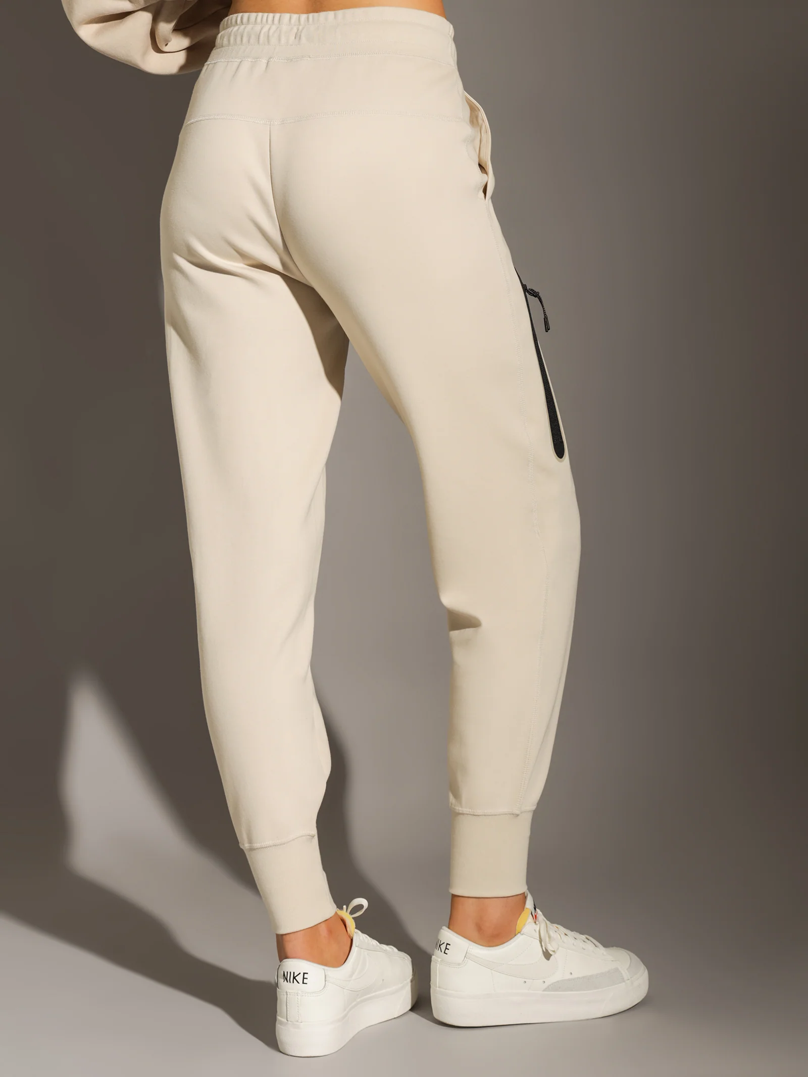 Sportswear Tech Fleece High Rise Trackpants - Image 6