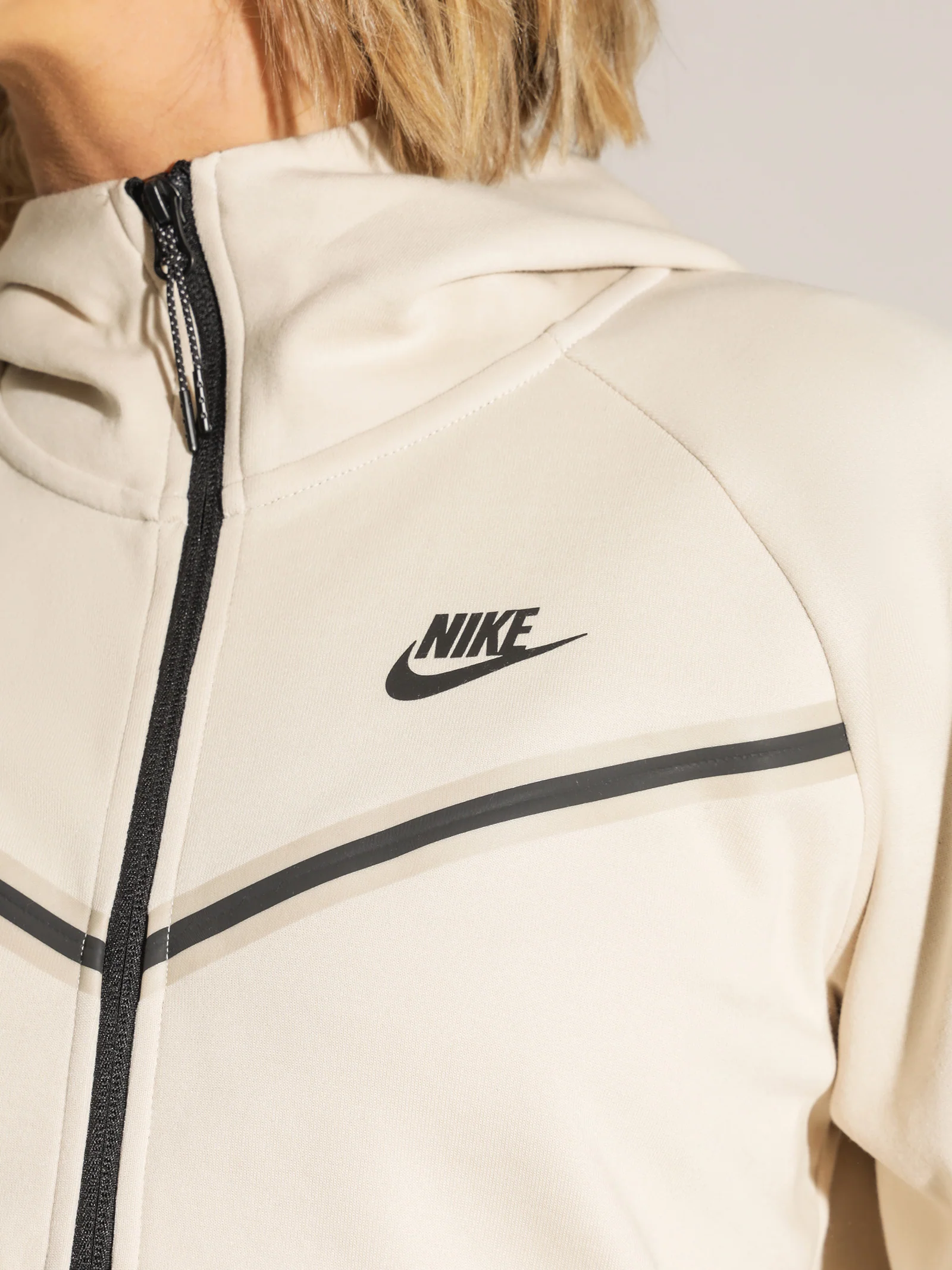 Sportswear Tech Fleece Wind Runner Full-Zip Hoodie - Image 5