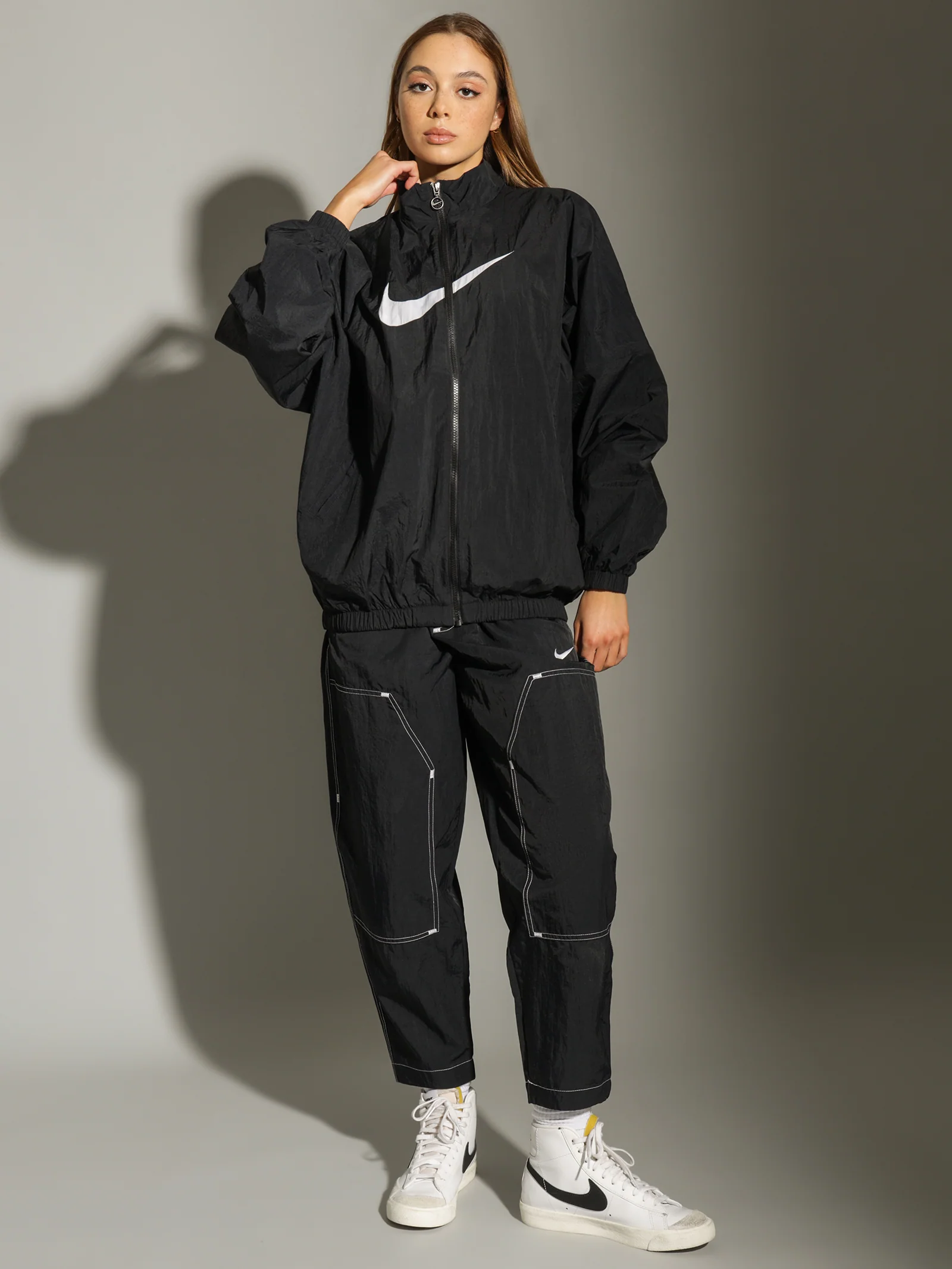 Sportswear Woven High Rise Pants - Image 4