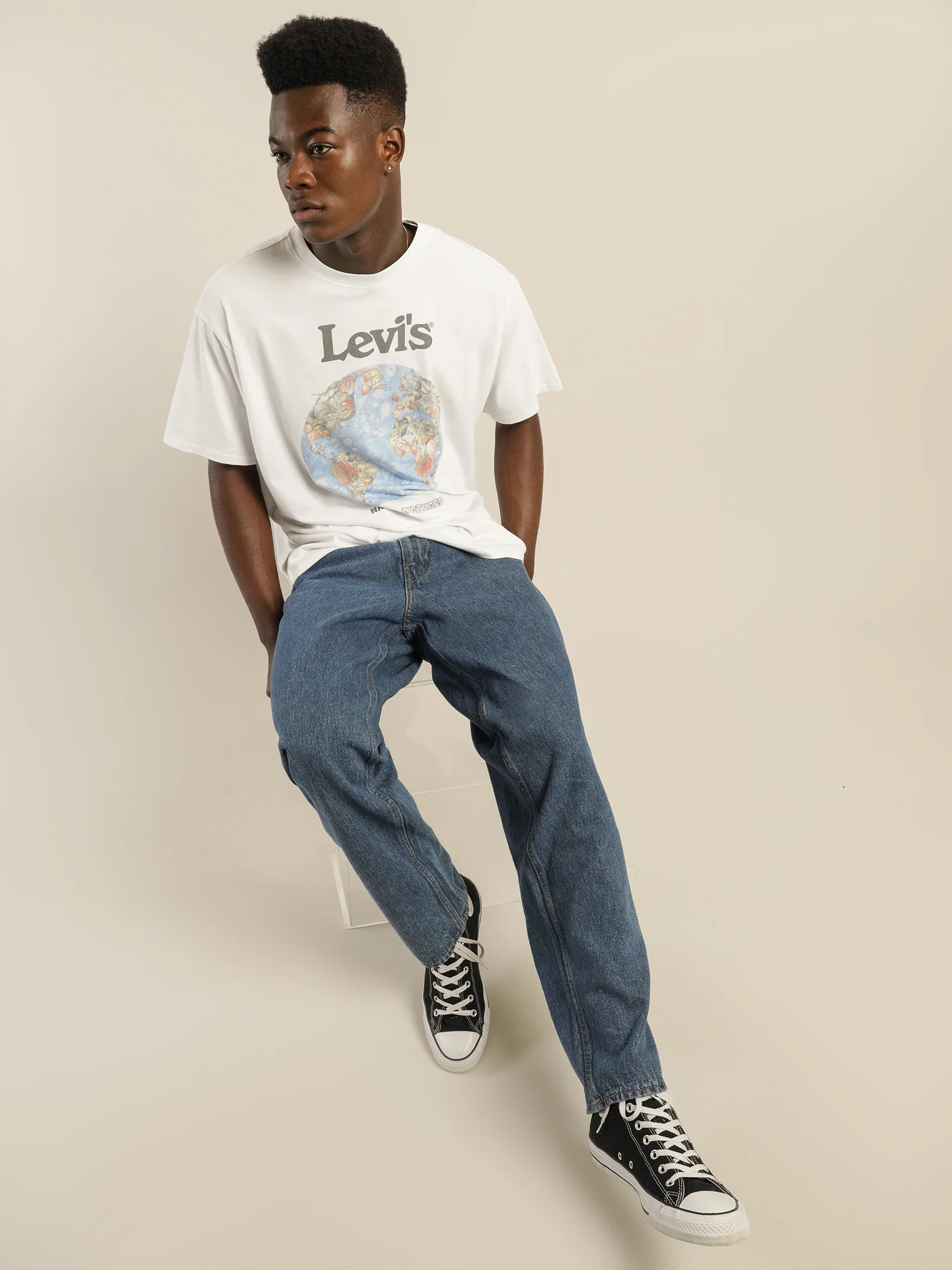 Stay Baggy Tapered Lite Jeans - Image 4