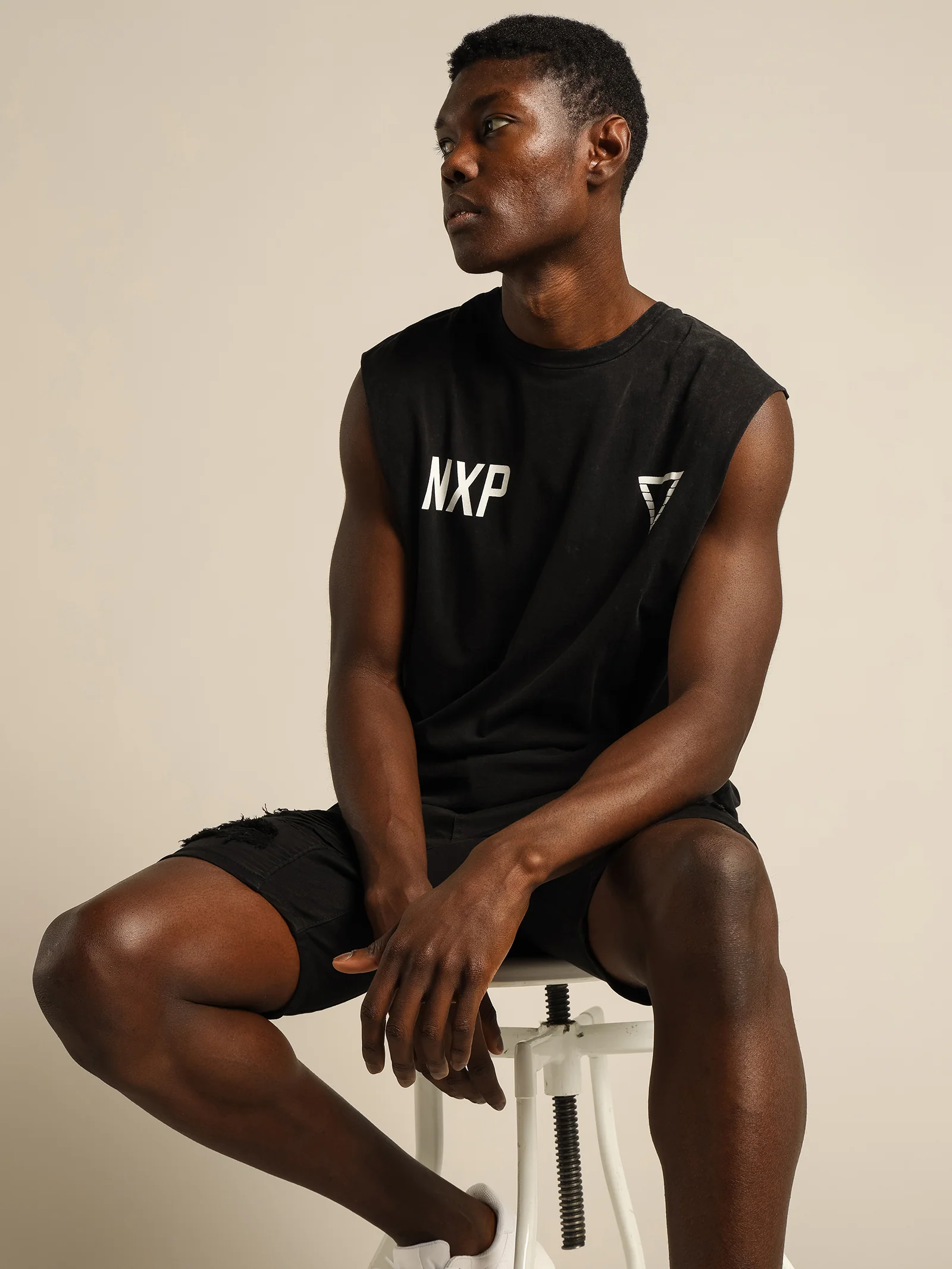 Strangers Muscle T-Shirt - Image 3