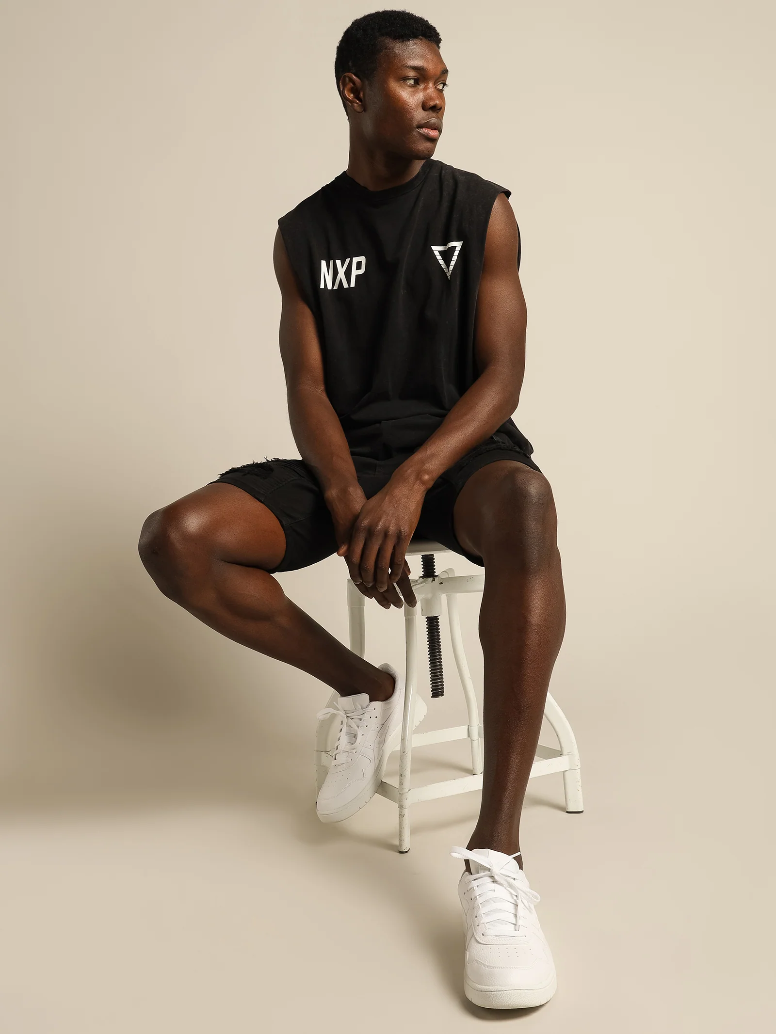Strangers Muscle T-Shirt - Image 4
