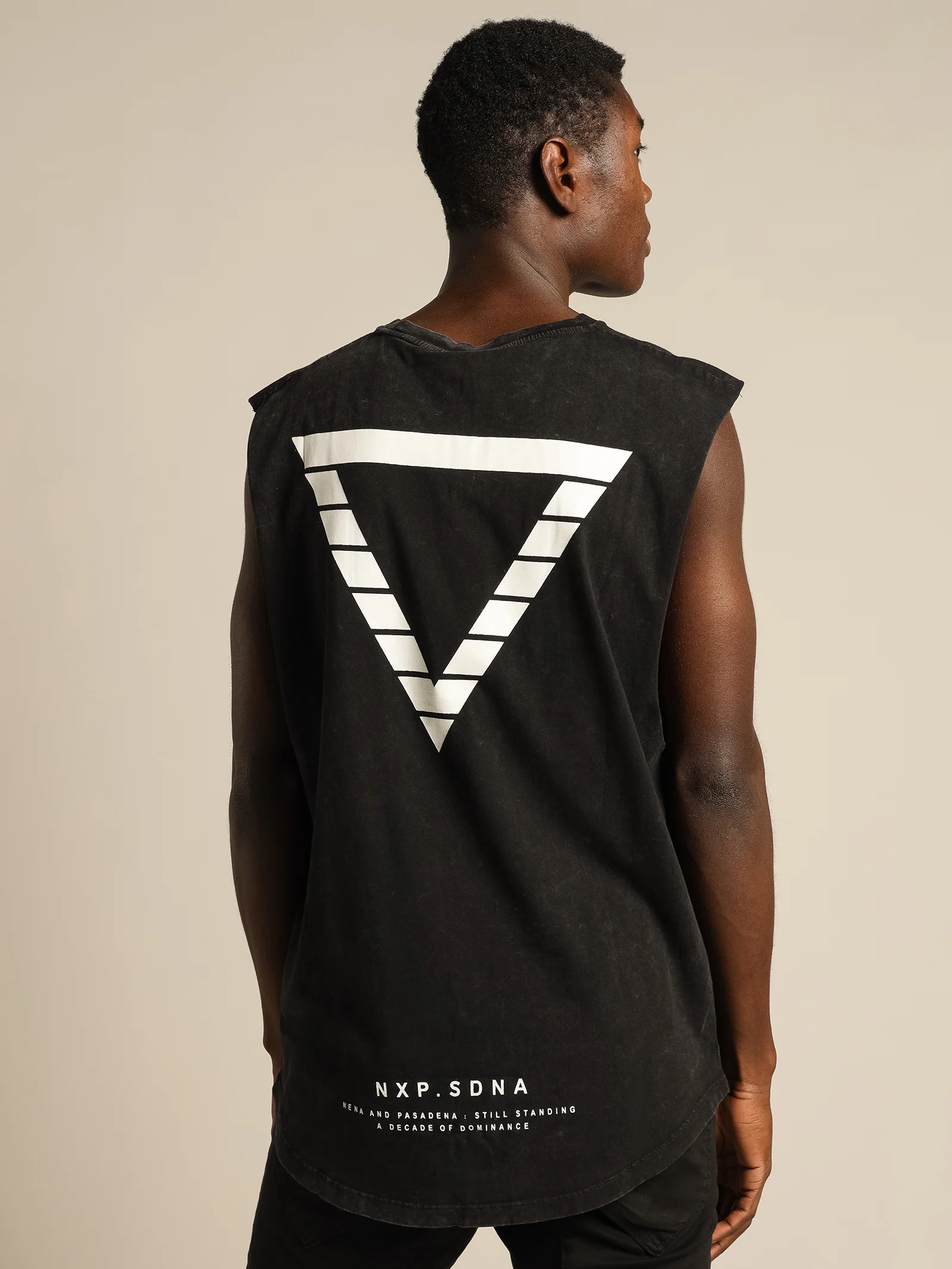 Strangers Muscle T-Shirt - Image 6