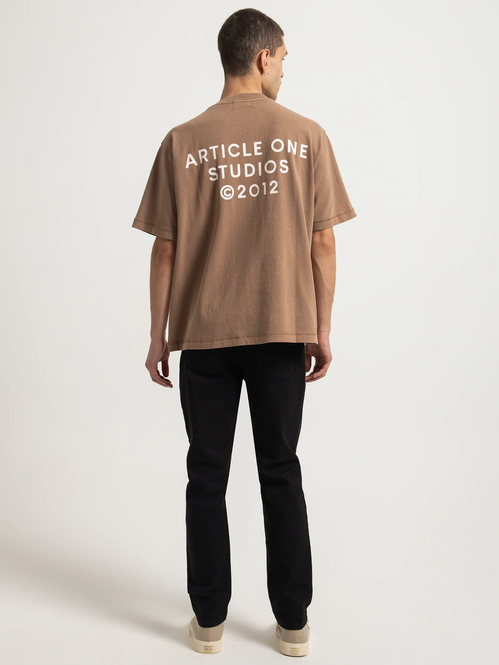 Studio Logo T-Shirt - Image 5