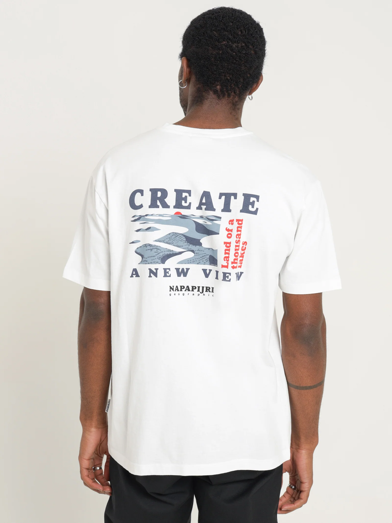 Suar Graphic T-Shirt - Image 6