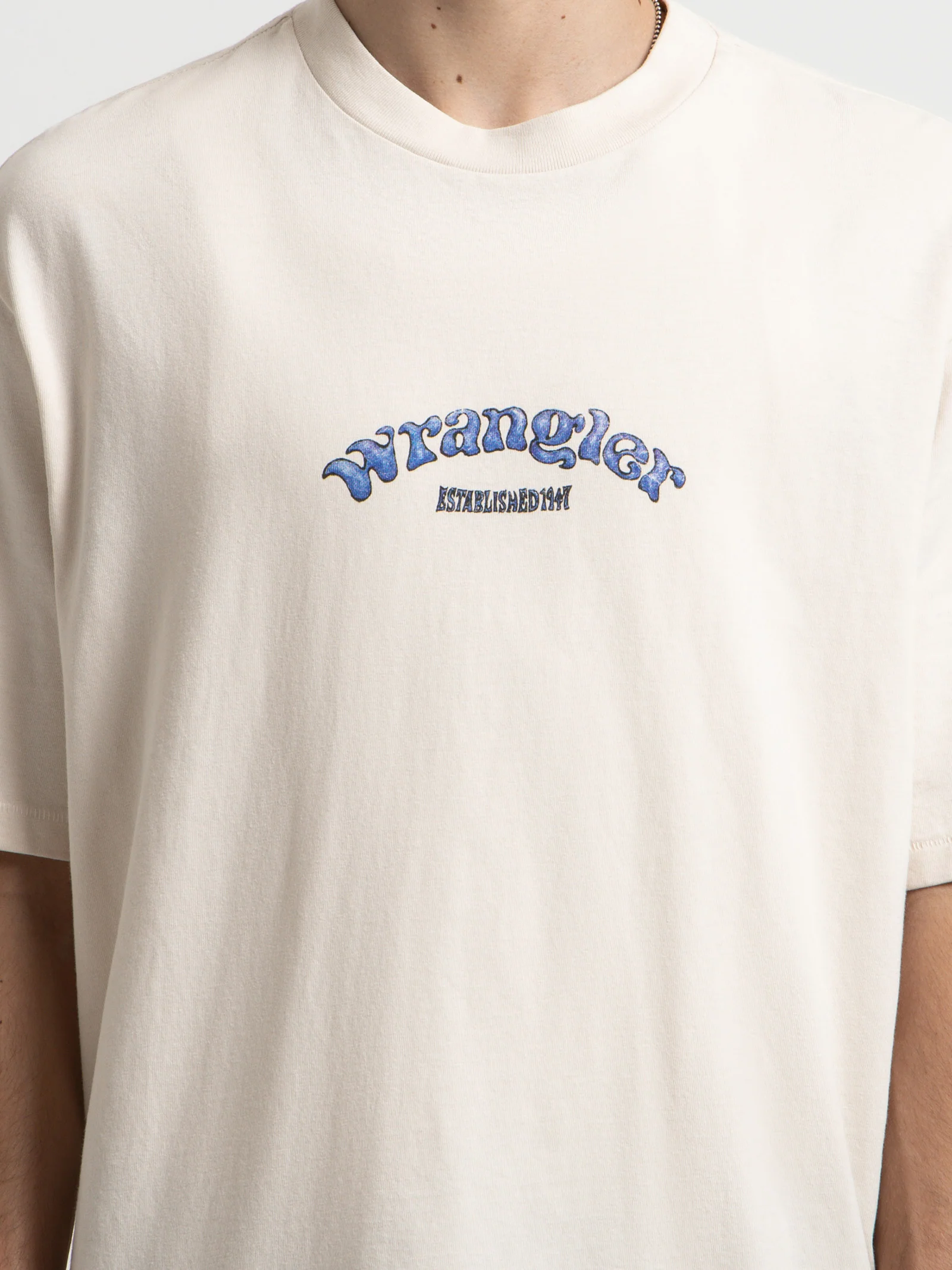 Sun Hands Slacker T-Shirt - Image 3