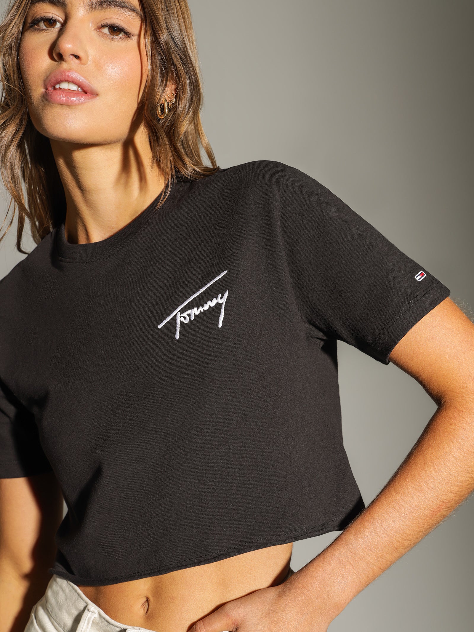 Super Crop Signature Short Sleeve T-Shirt - Image 5