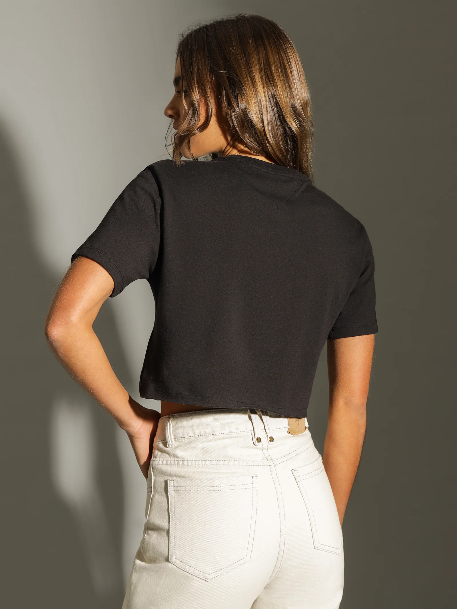 Super Crop Signature Short Sleeve T-Shirt - Image 6