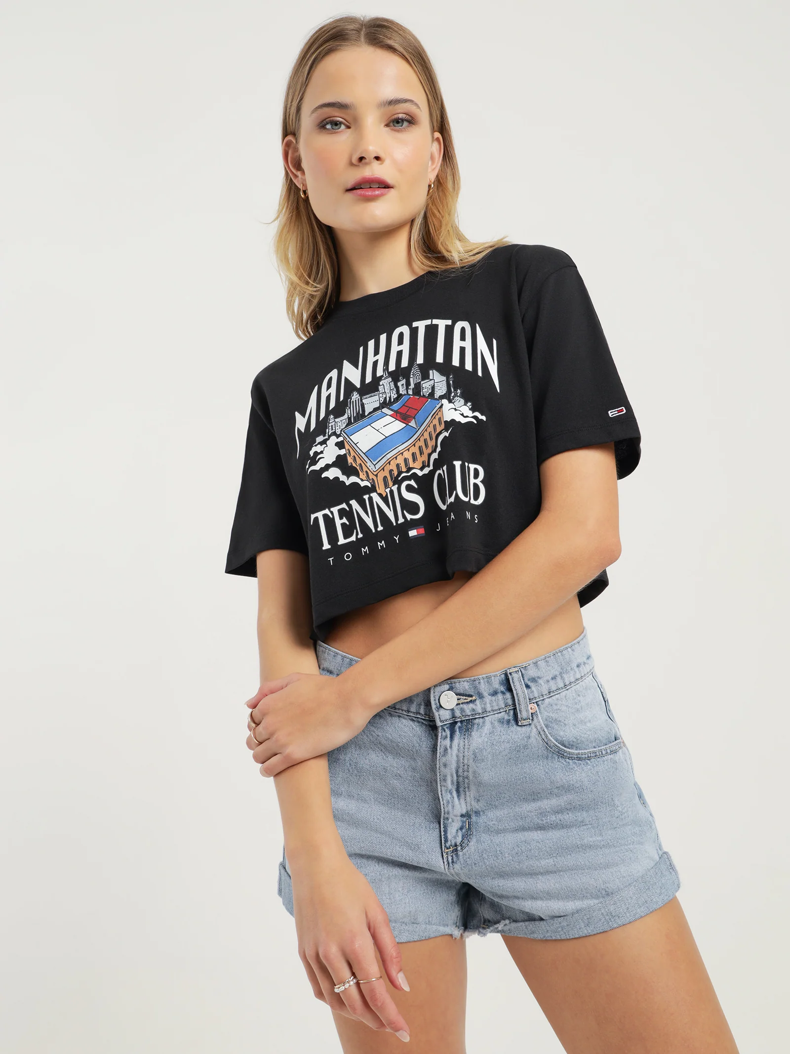 Super Crop Tommy Jeans Tennis Short Sleeve T-Shirt - Image 2