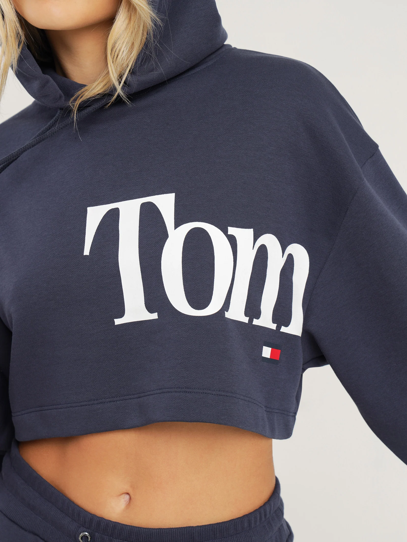 Super Cropped Hoodie - Image 5