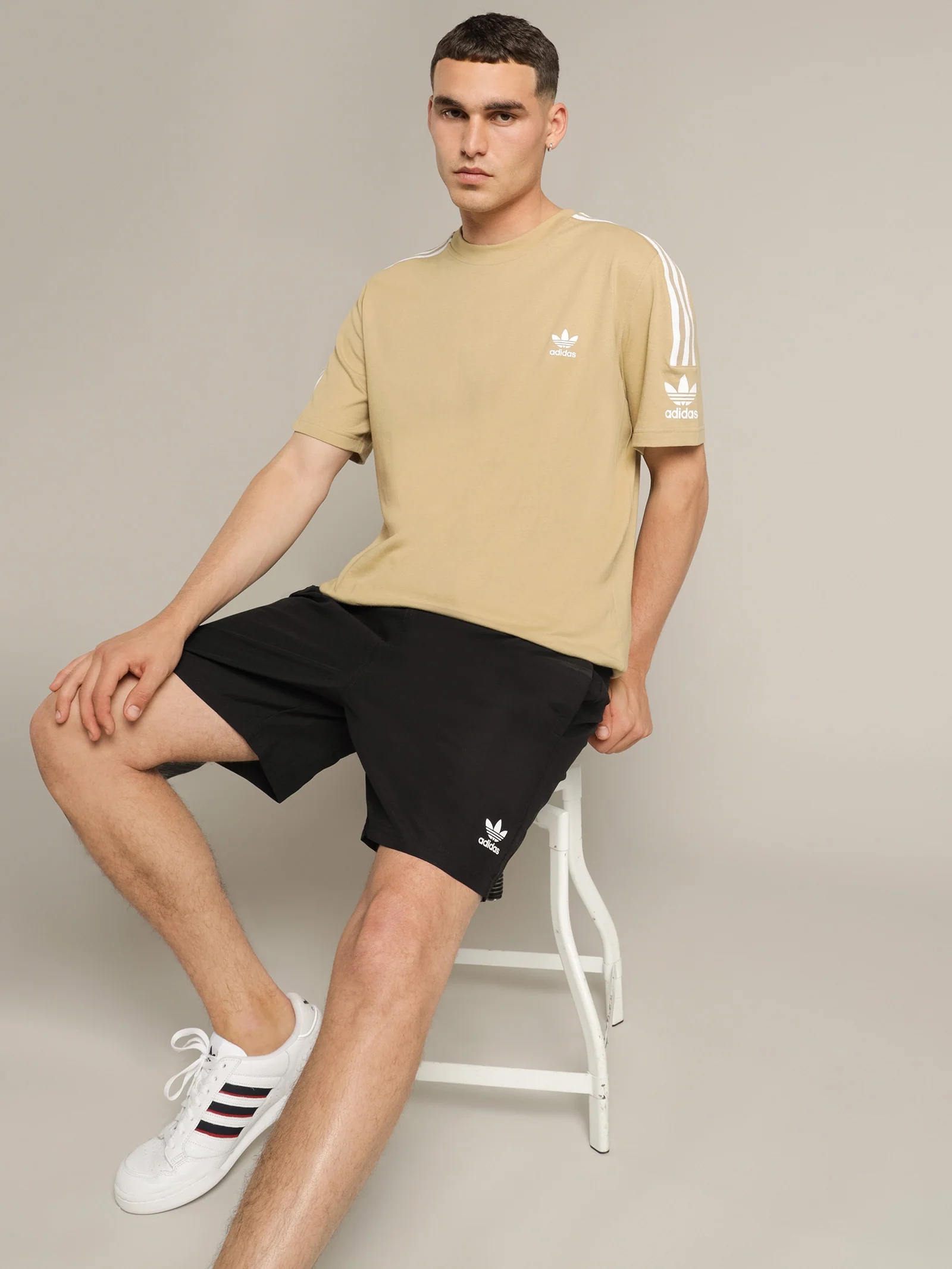 T-Shirt - Image 4
