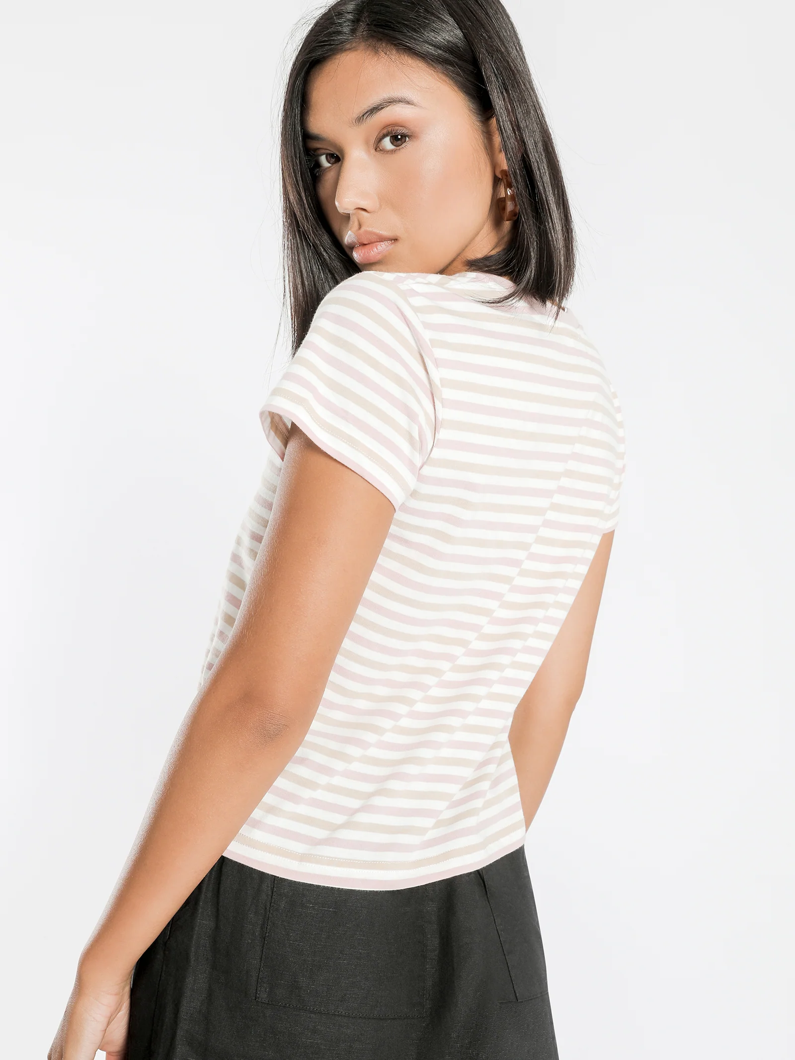 Taylor Ringer T-Shirt - Image 3