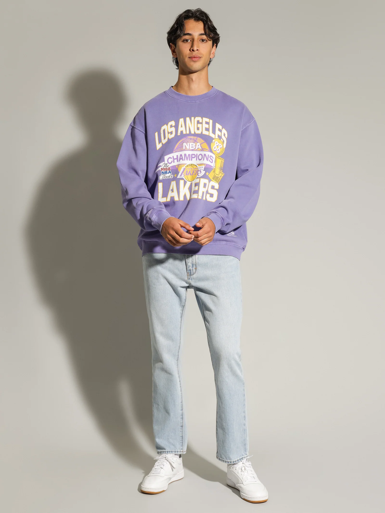 Team History Crew Los Angeles Lakers Sweatshirt - Image 5