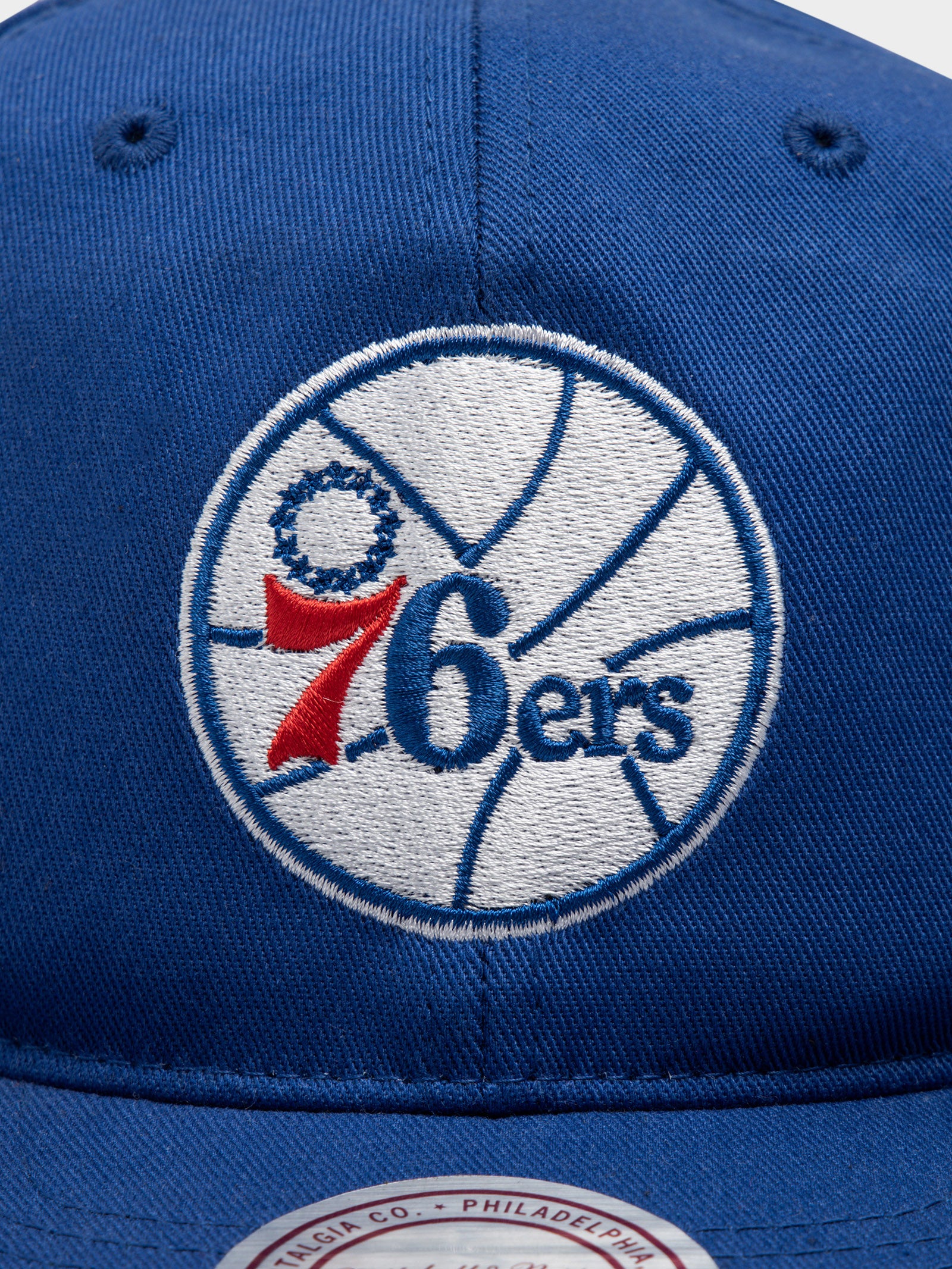 Team Logo Deadstock Thowback Philadelphia Snapback - Image 2