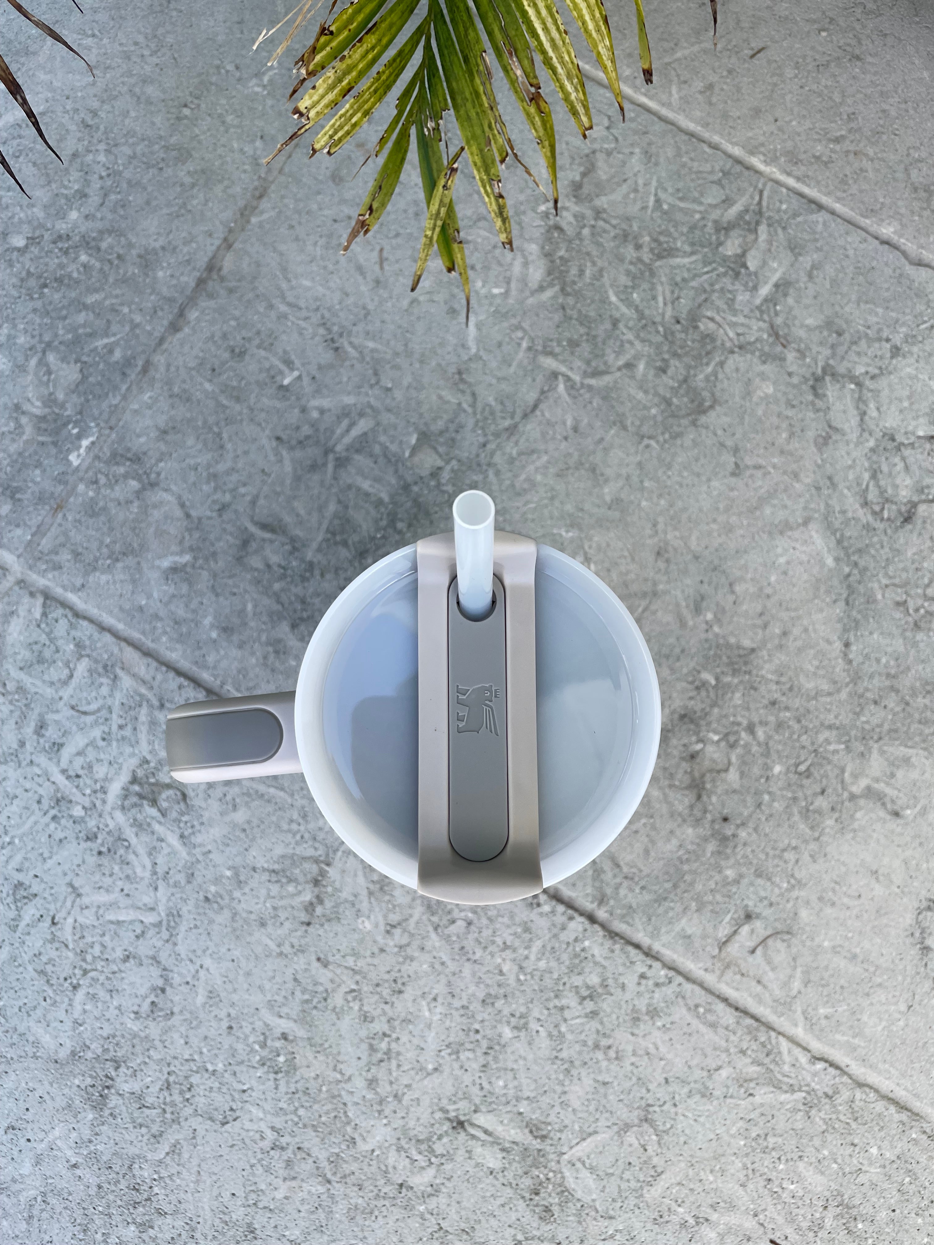The Quencher H2.0 Flowstate 1.2L Tumbler - Image 3