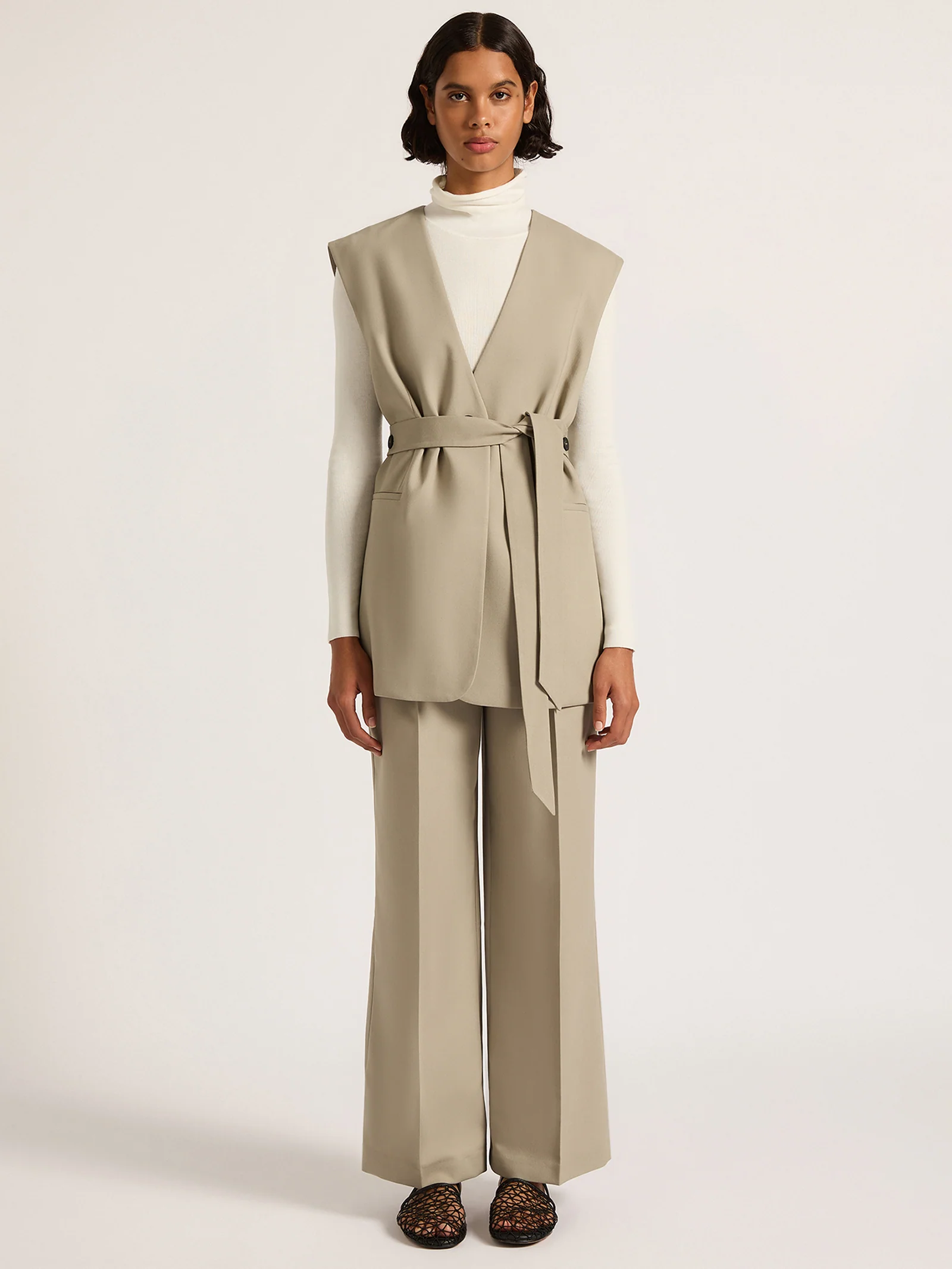 Theo Tailored Vest - Image 2