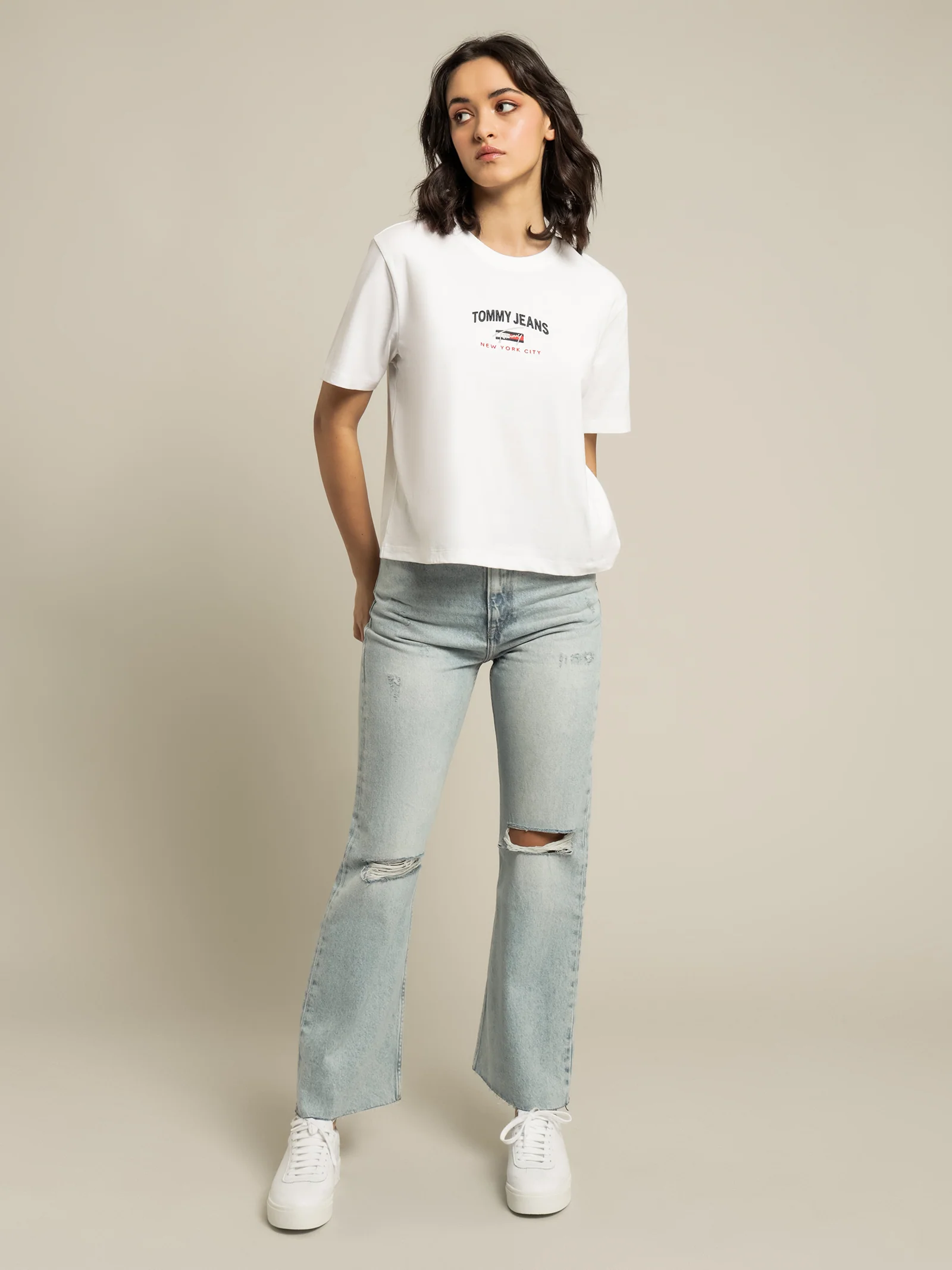 Timeless Cropped Fit Logo T-Shirt - Image 3