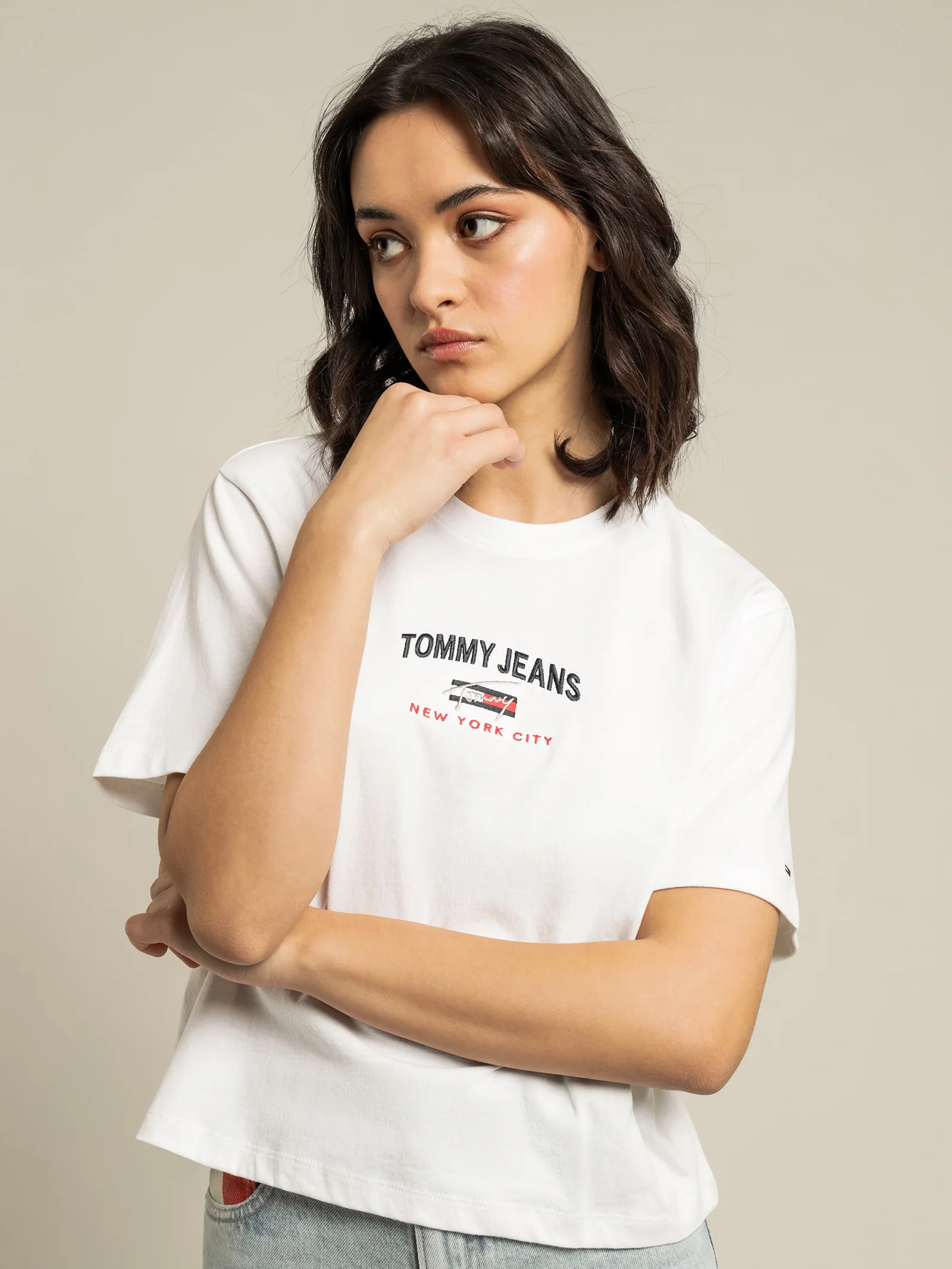 Timeless Cropped Fit Logo T-Shirt - Image 4