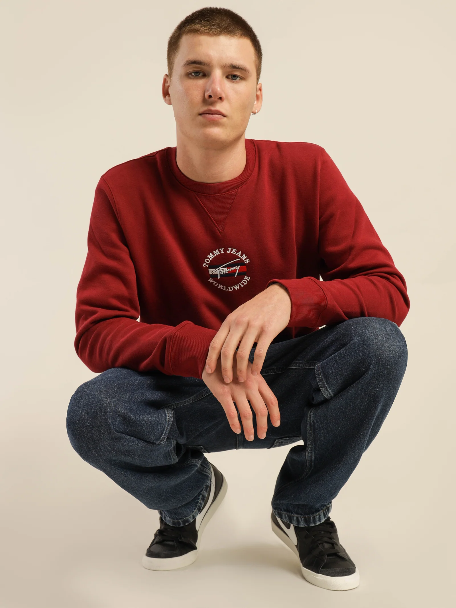 Timeless Tommy Crew Neck Sweatshirt - Image 2