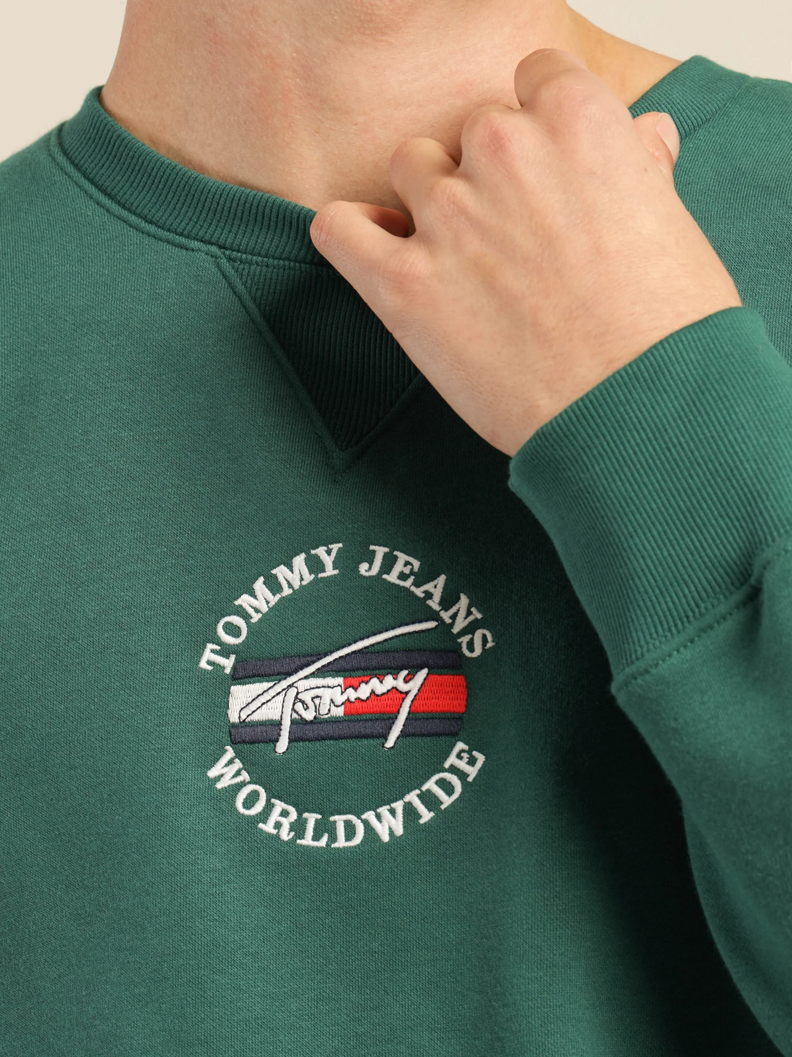 Timeless Tommy Crew Neck Sweatshirt - Image 5