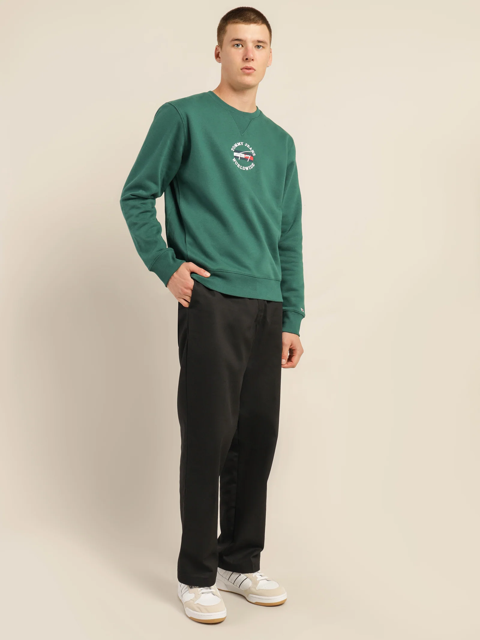 Timeless Tommy Crew Neck Sweatshirt - Image 7