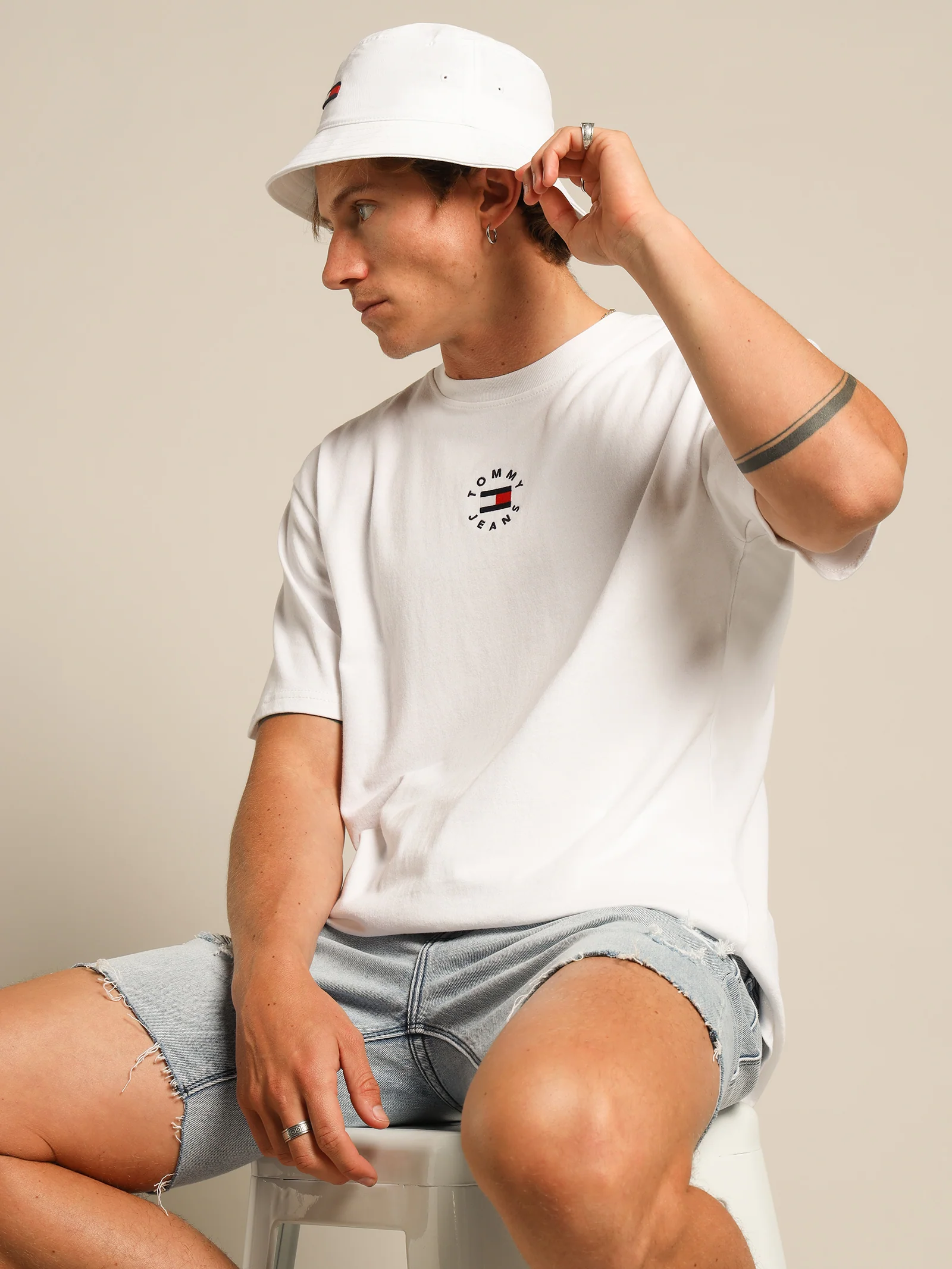 Tiny Tommy Circular Logo T-Shirt - Image 2