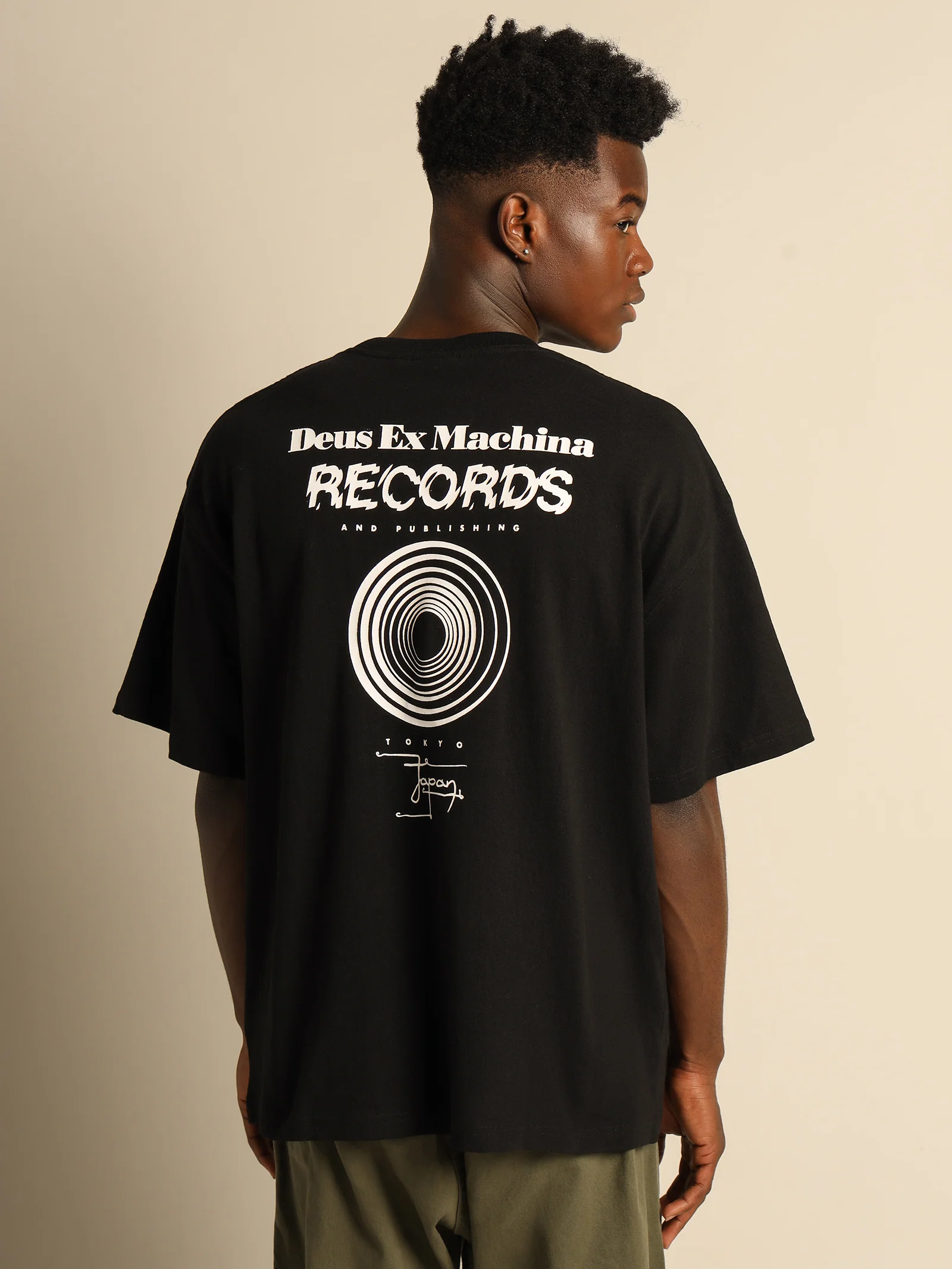 Tokyo Picnic T-Shirt - Image 6