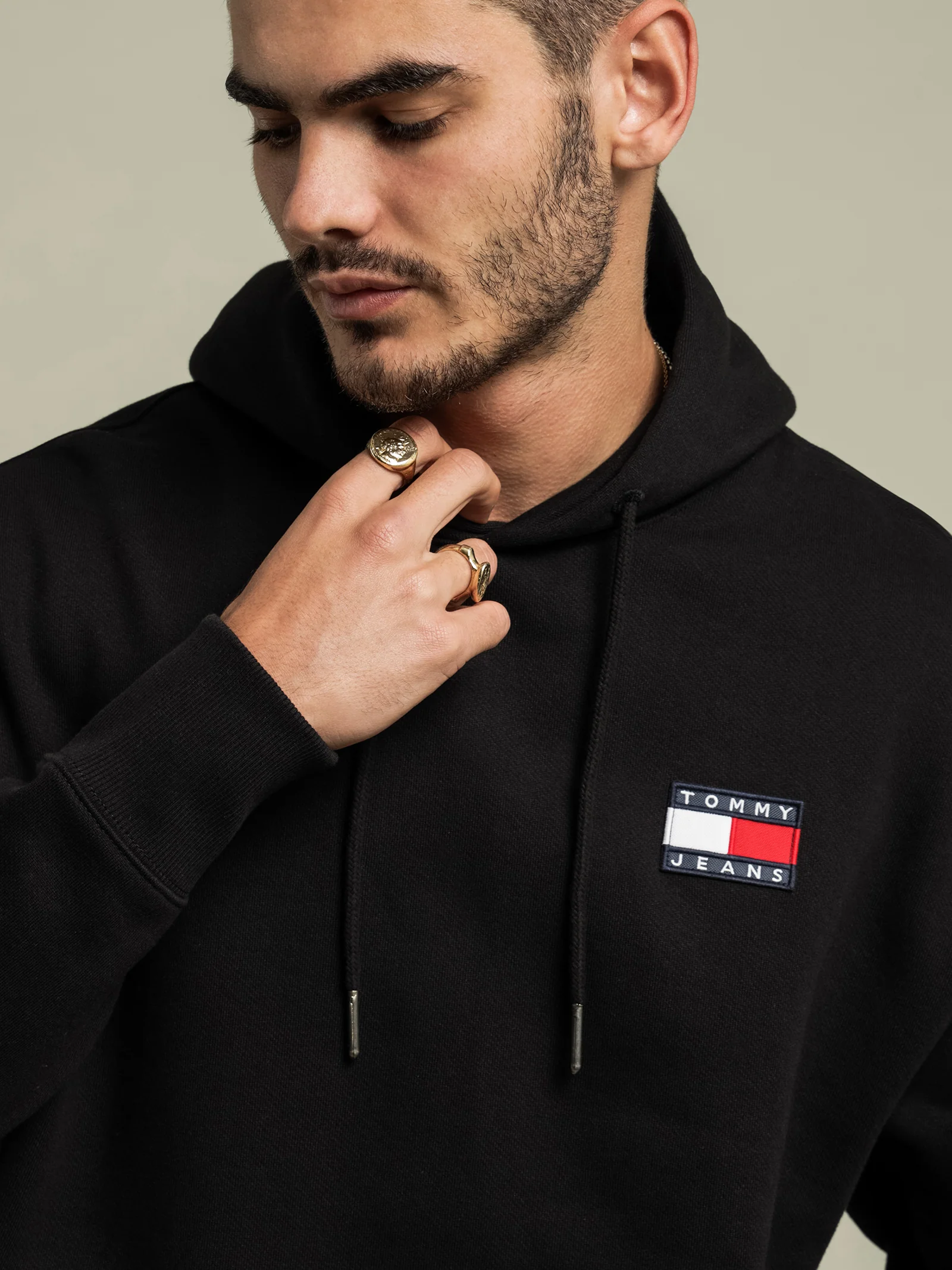 Tommy Badge Hoodie - Image 3