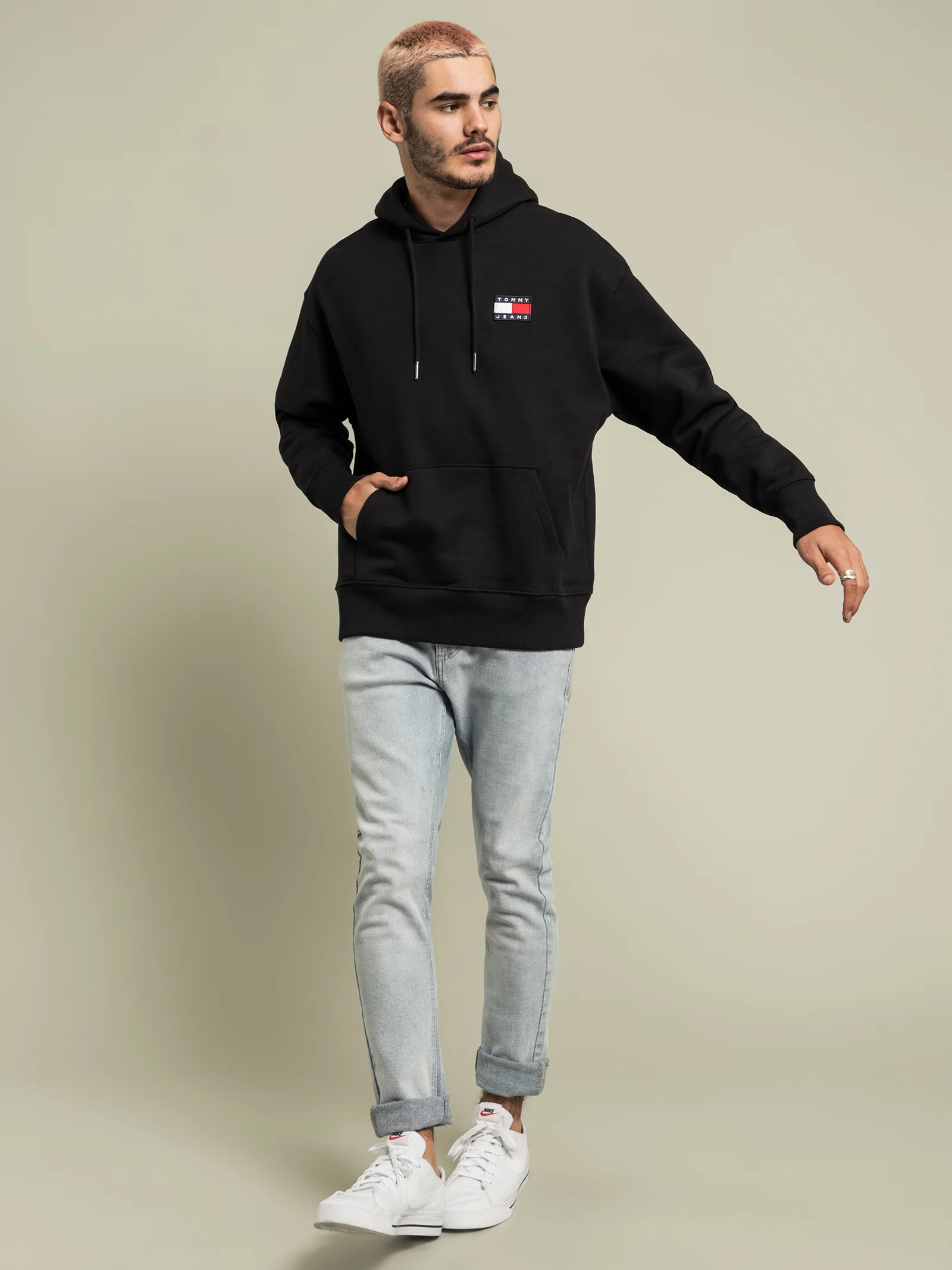 Tommy Badge Hoodie - Image 4