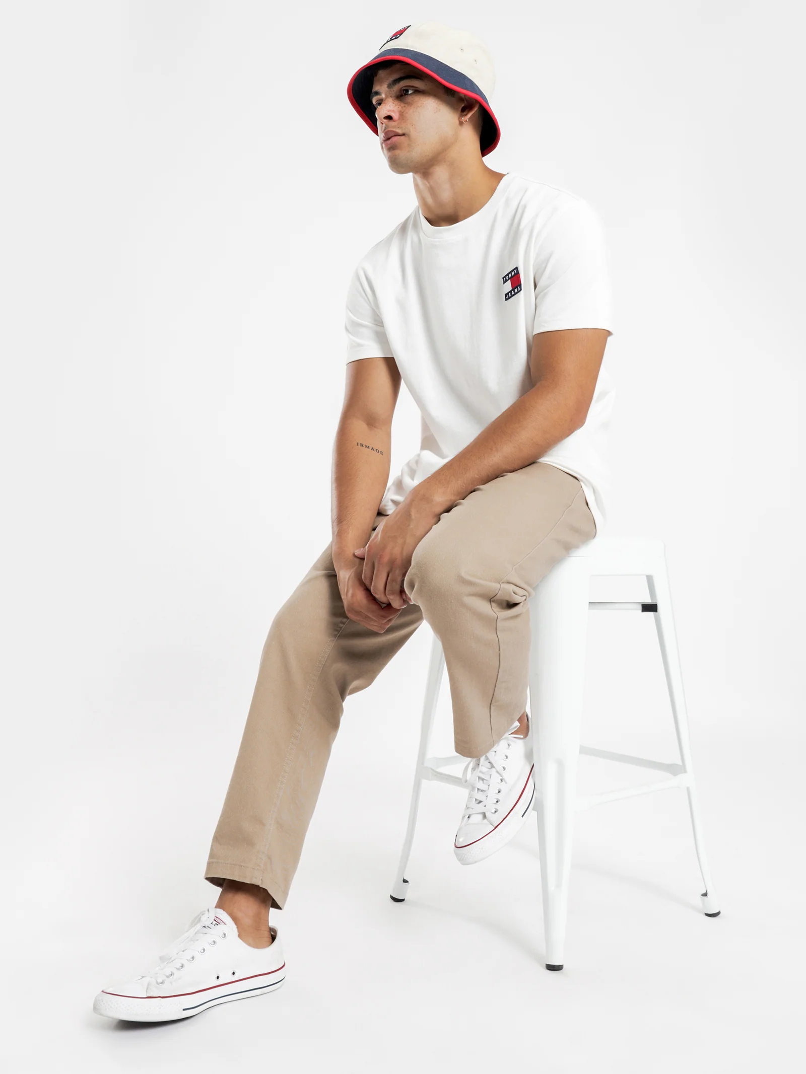 Tommy Badge T-Shirt - Image 4