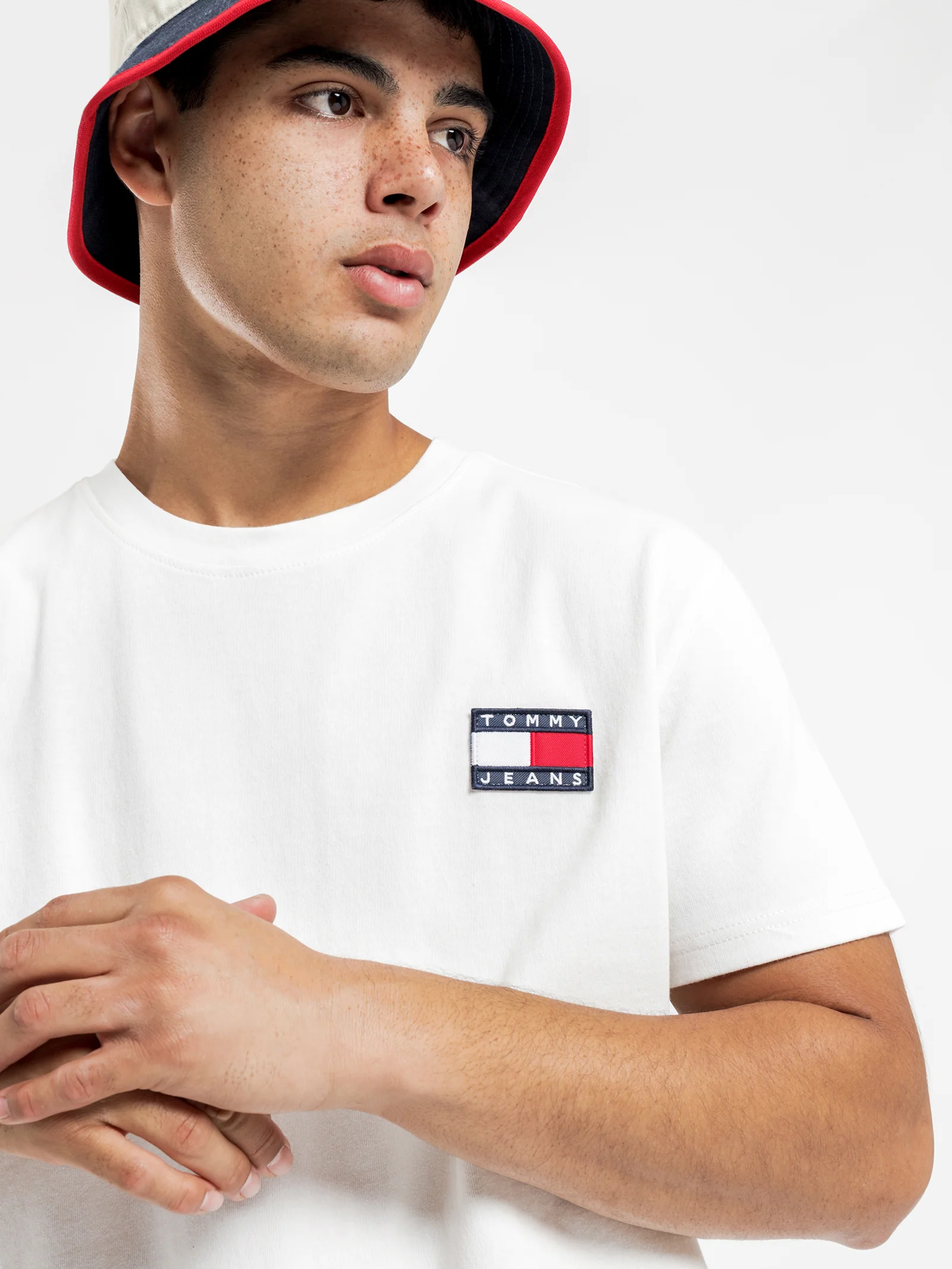 Tommy Badge T-Shirt - Image 5