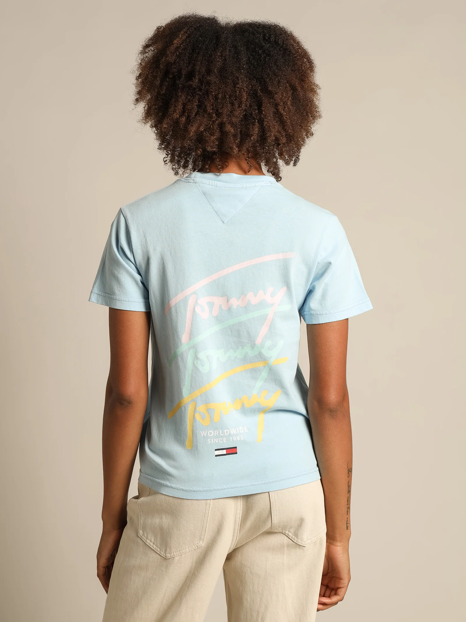 Tommy Repeat Script T-Shirt - Image 6