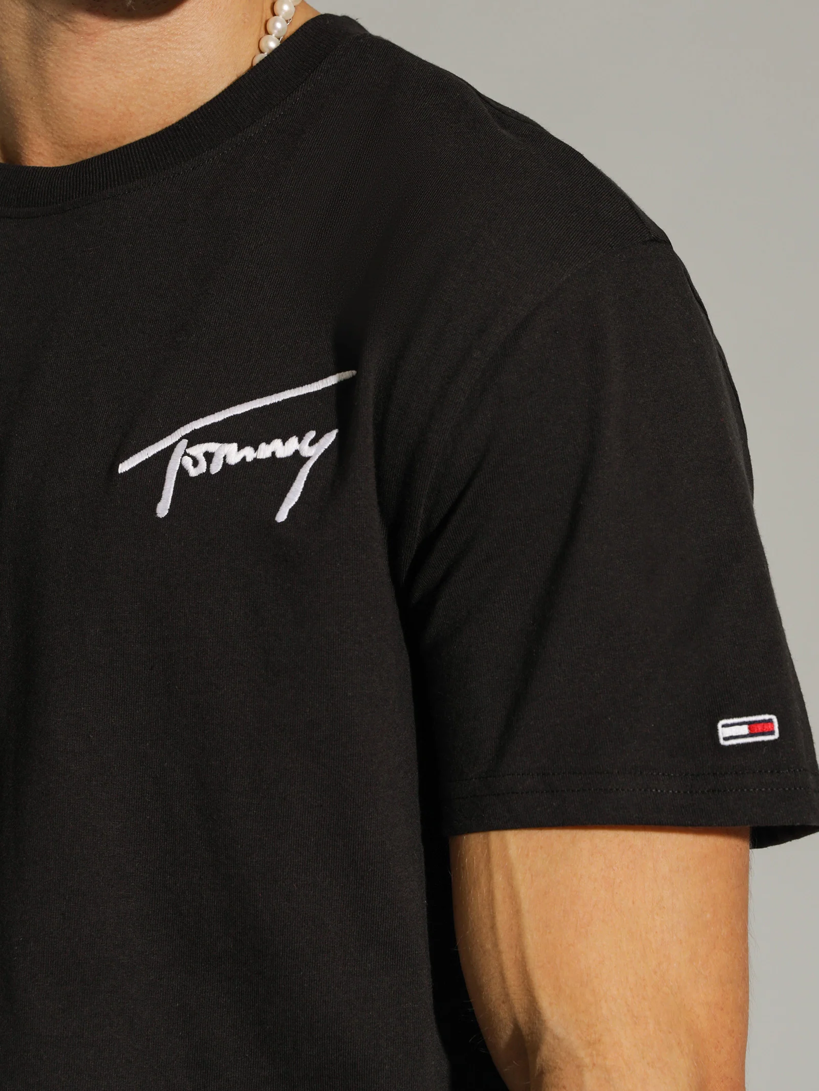 Tommy Signature T-Shirt - Image 3