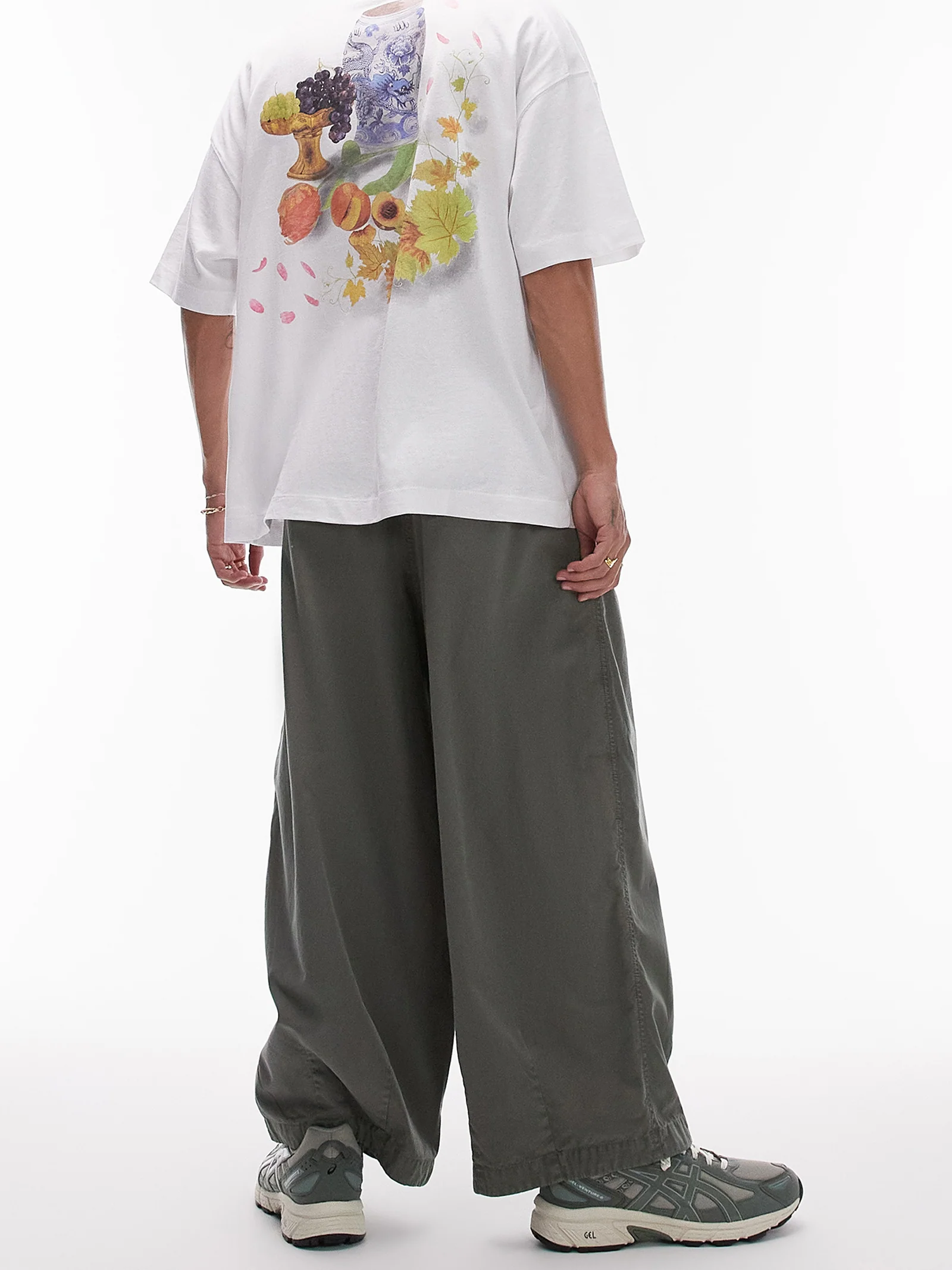 Oversized Cropped Trousers - Image 2