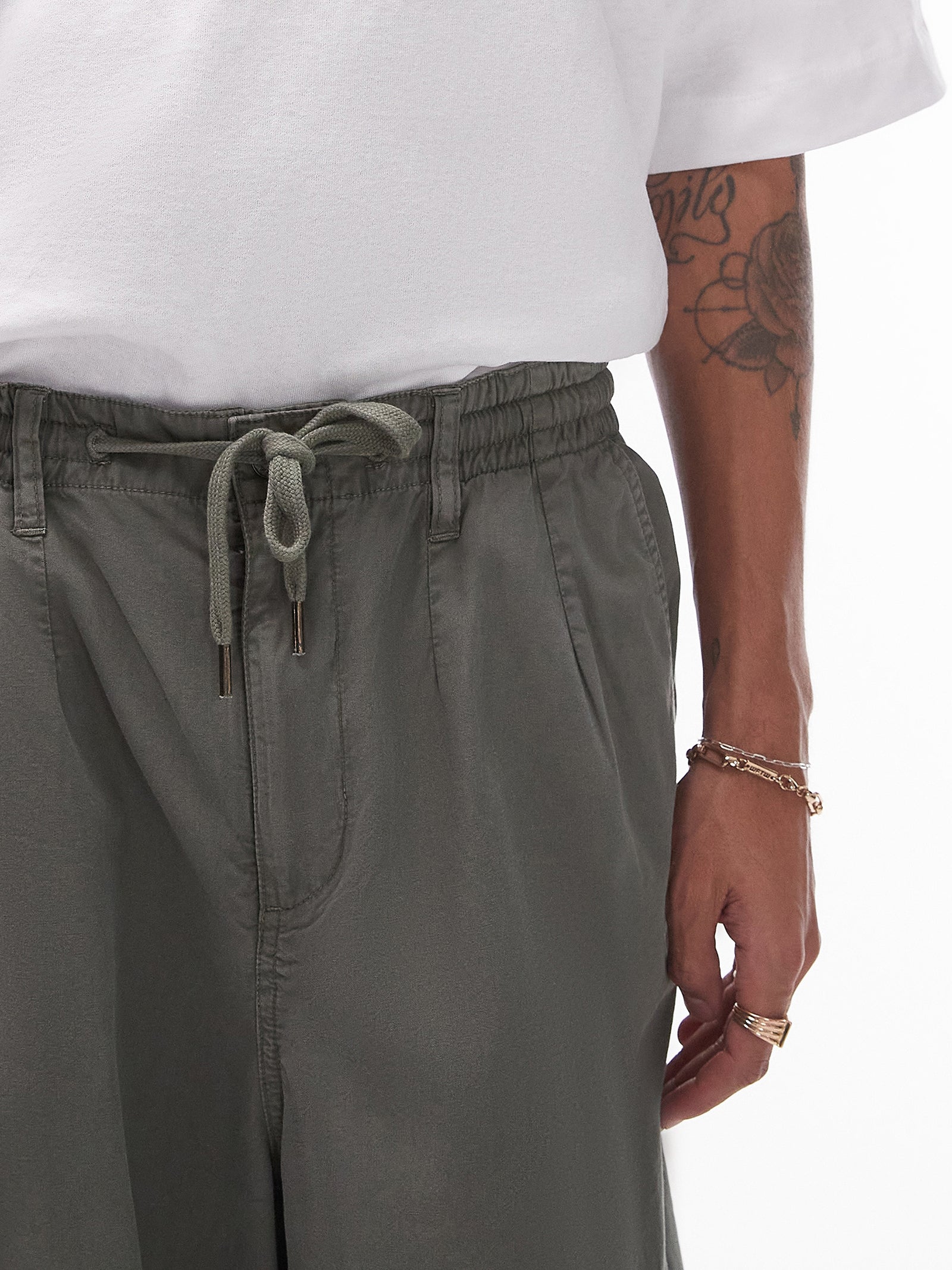 Oversized Cropped Trousers - Image 4