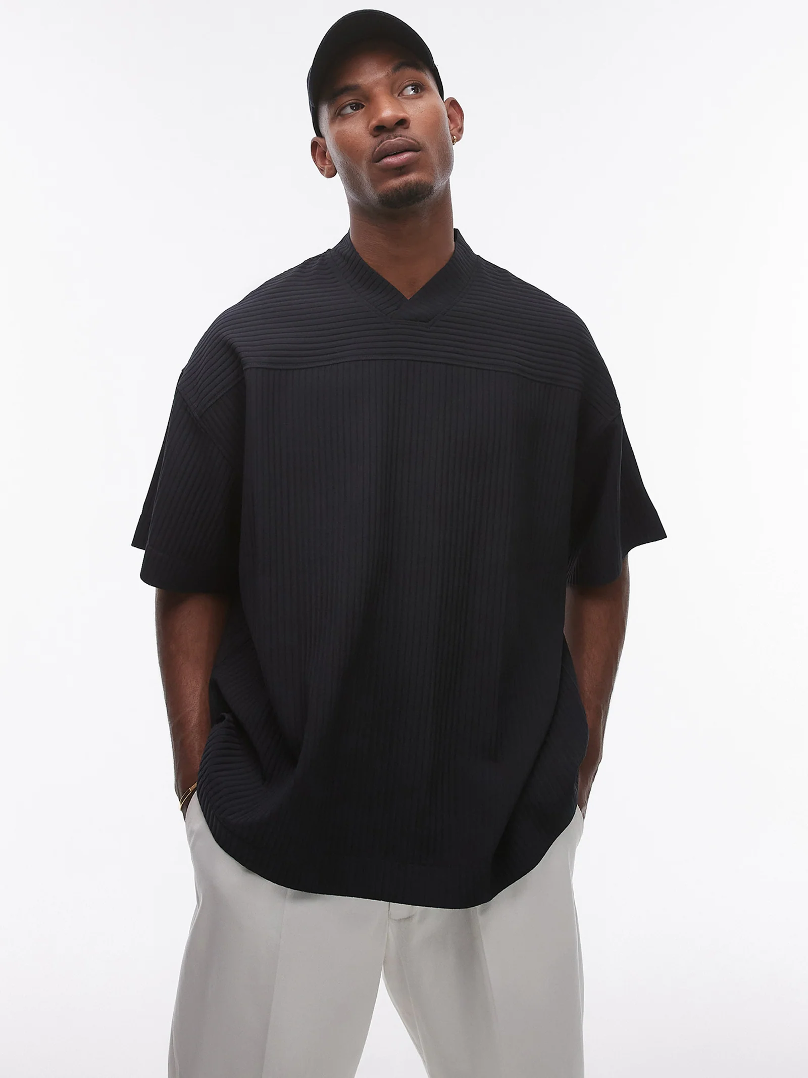 Oversized V-Neck Plisse T-Shirt