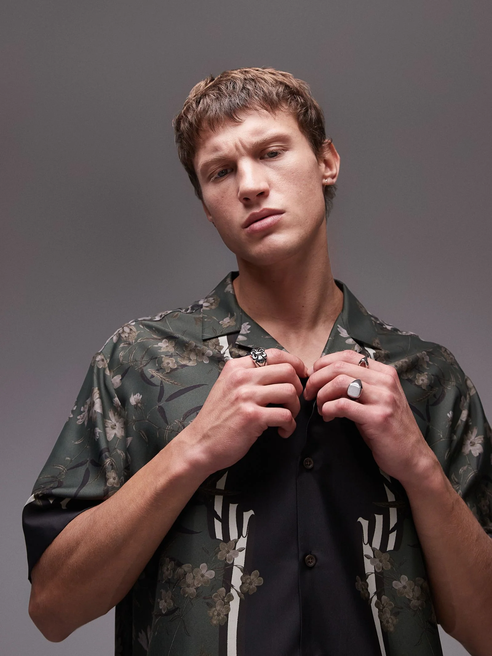 Short Sleeve Printed Shirt - Image 4